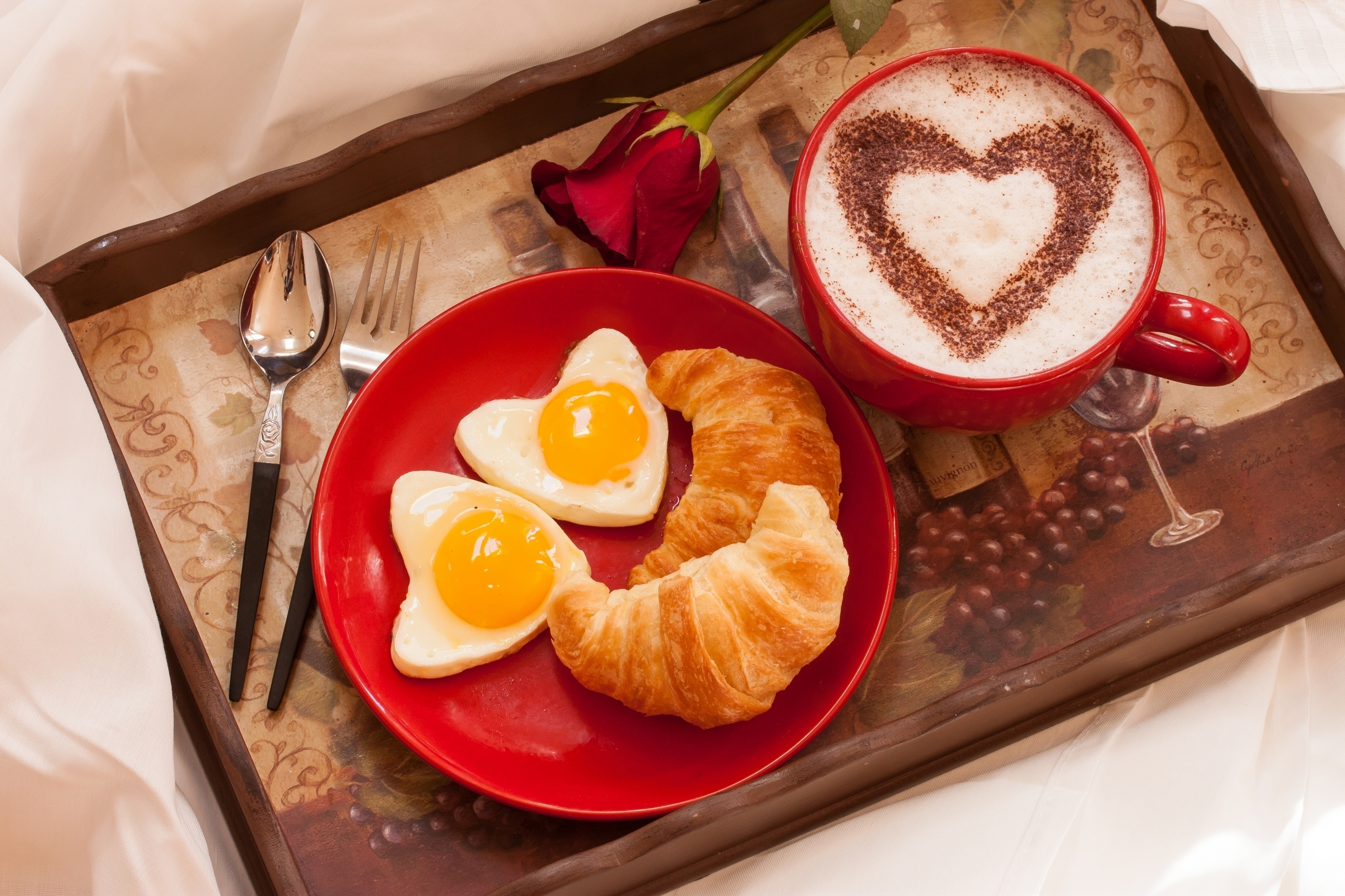 Handy-Wallpaper Tasse, Croissant, Hühnerei, Nahrungsmittel, Kaffee, Frühstuck kostenlos herunterladen.