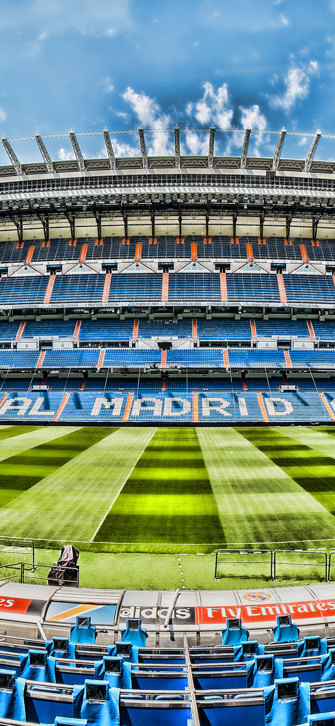 Baixar papel de parede para celular de Esportes, Futebol, Real Madrid C F, Estádio Santiago Bernabéu gratuito.