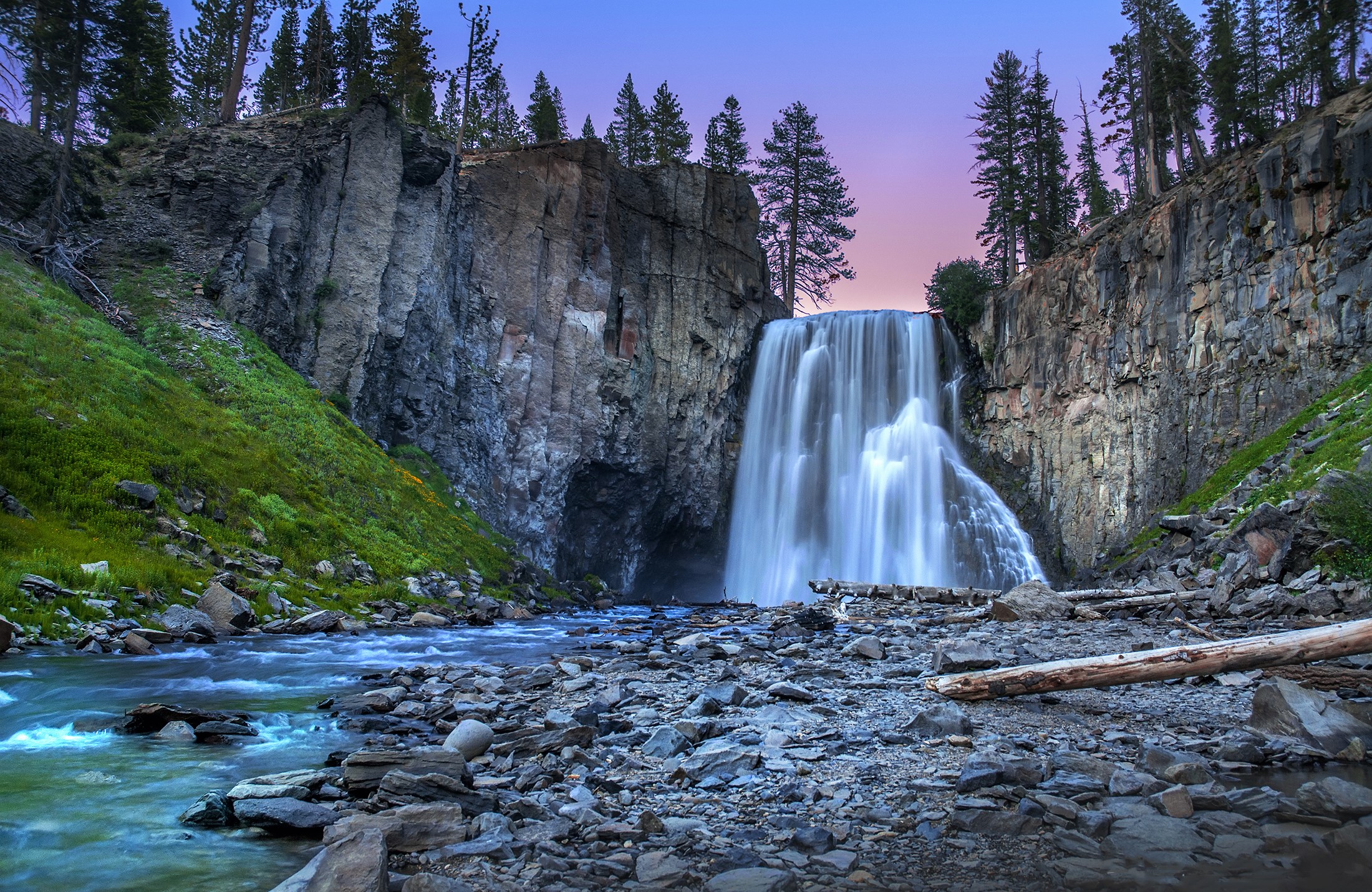 Free download wallpaper Waterfalls, Waterfall, Earth, Cliff, River on your PC desktop