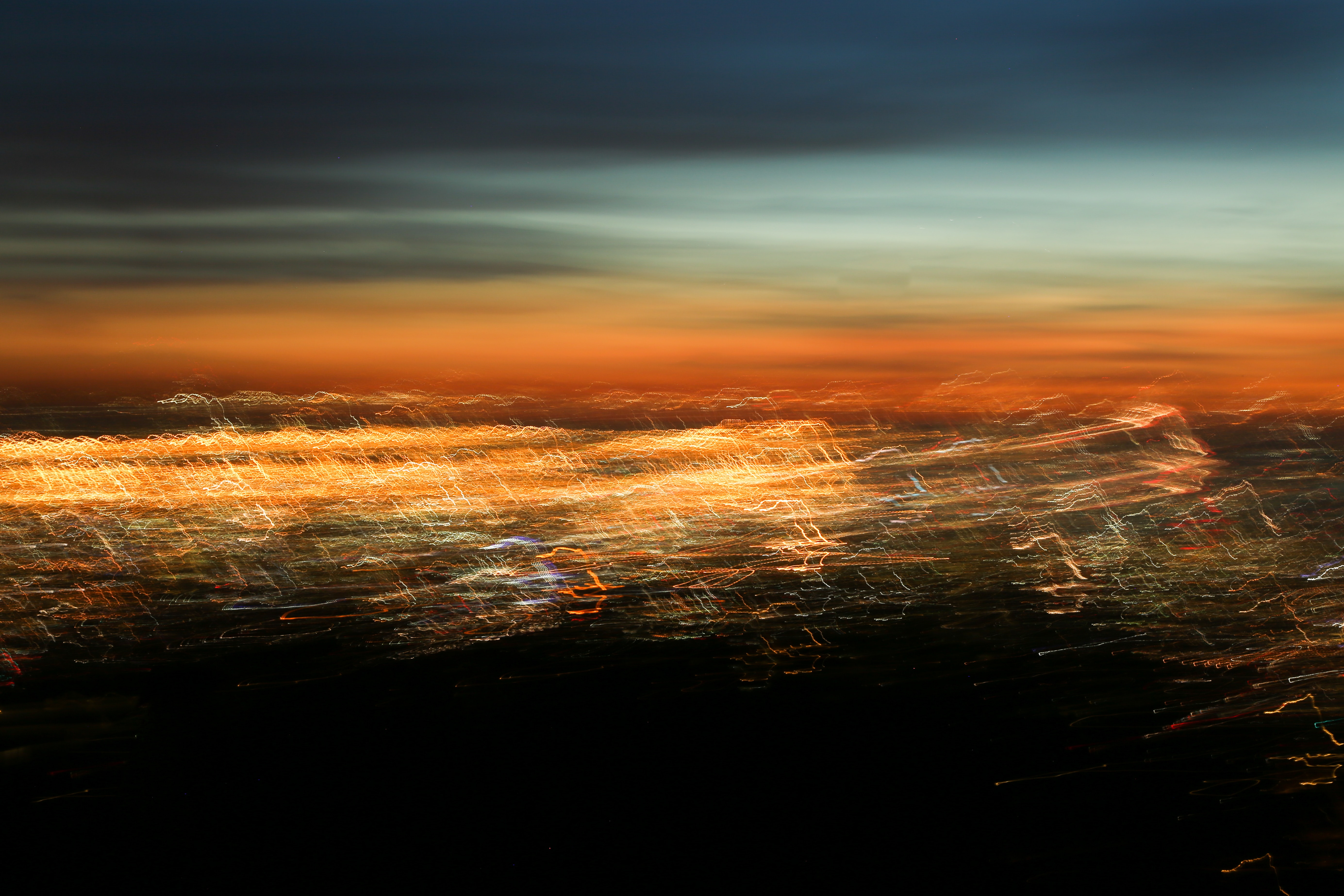 Free download wallpaper Abstract, Shine, Light, Blur, Smooth, Long Exposure, Distortion on your PC desktop
