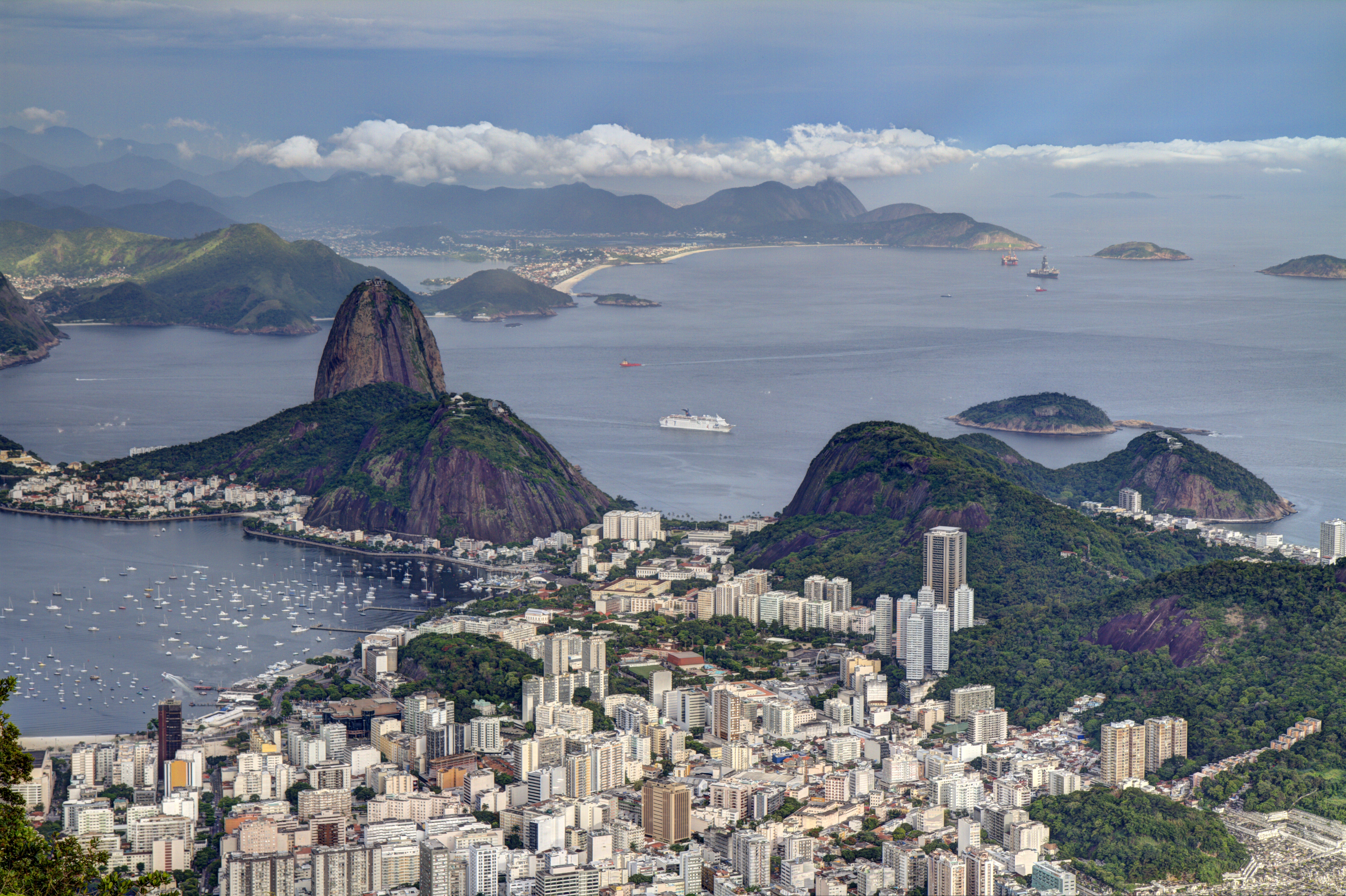Скачать обои бесплатно Города, Пляж, Городской Пейзаж, Рио Де Жанейро, Бразилия, Береговая Линия, Сделано Человеком, Ботафого картинка на рабочий стол ПК