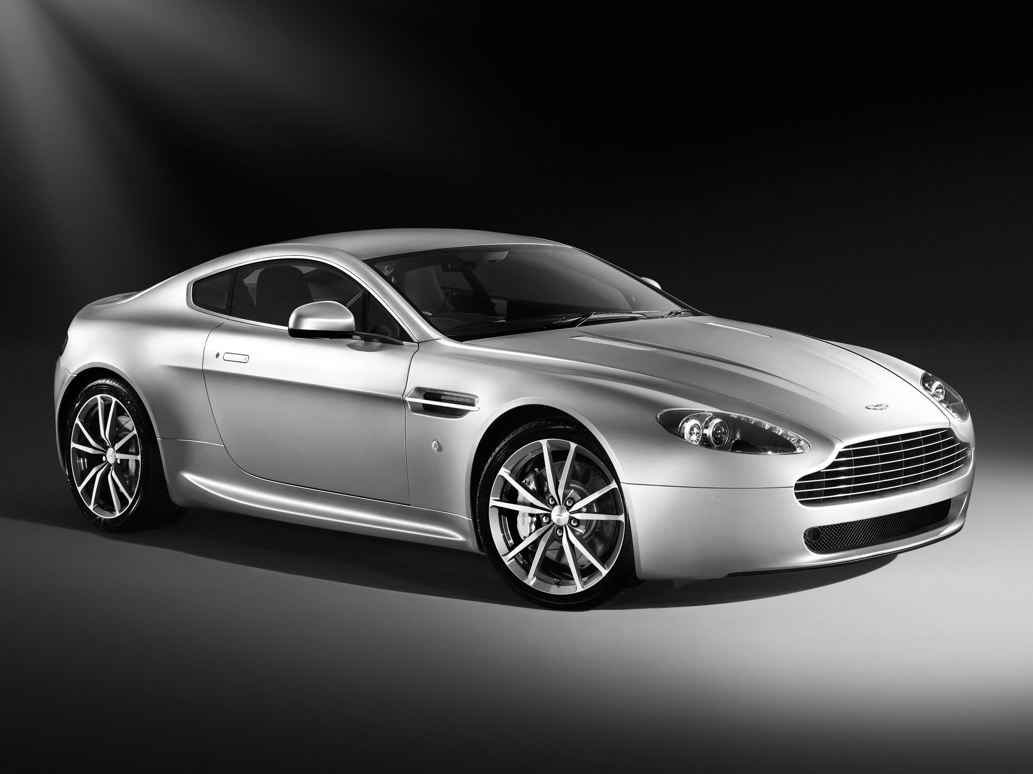 Free download wallpaper Cars, Side View, Style, 2008, Silver, V8, Vantage, Aston Martin on your PC desktop