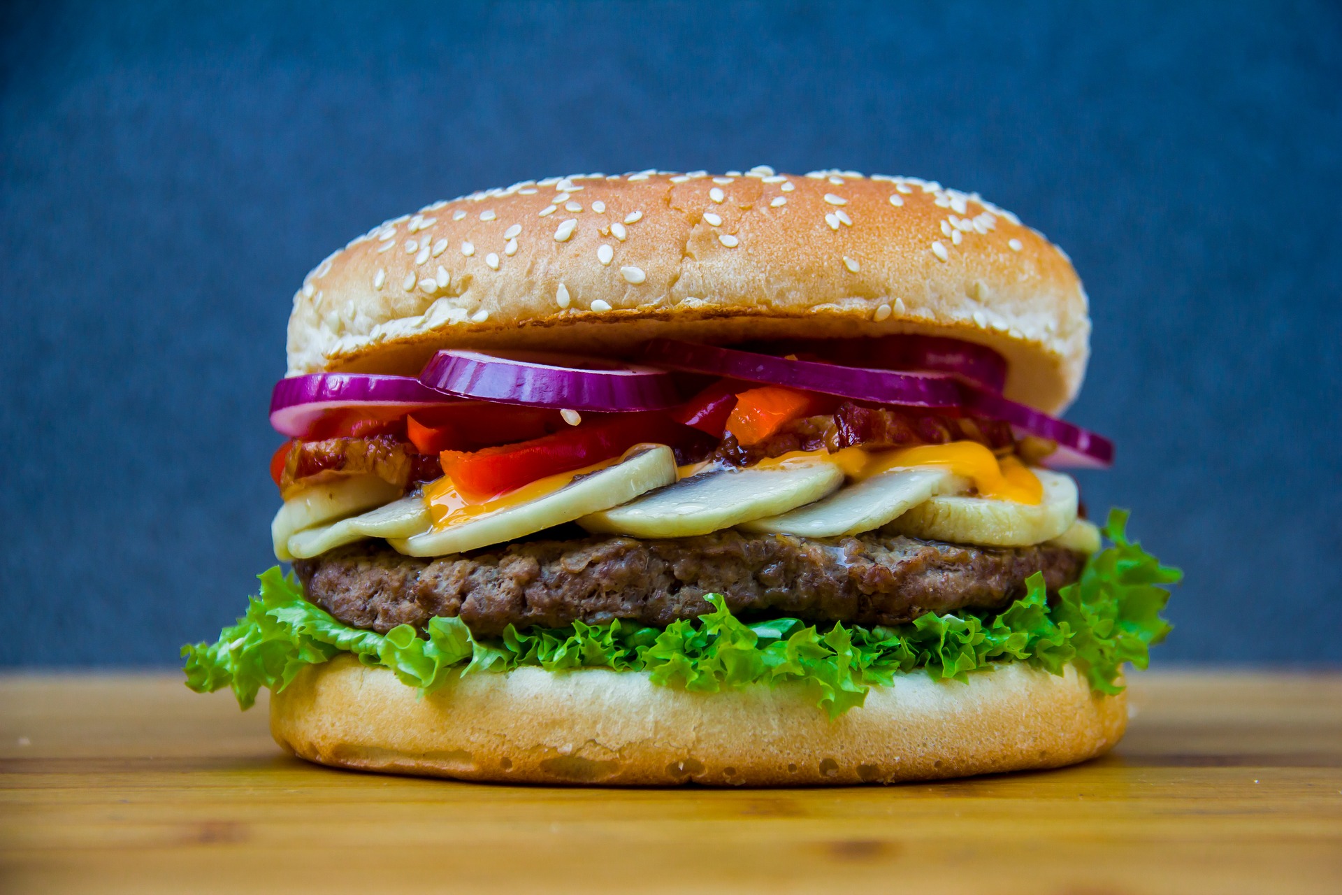 875726 Hintergrundbild herunterladen nahrungsmittel, hamburger, mittagessen, mahlzeit - Bildschirmschoner und Bilder kostenlos