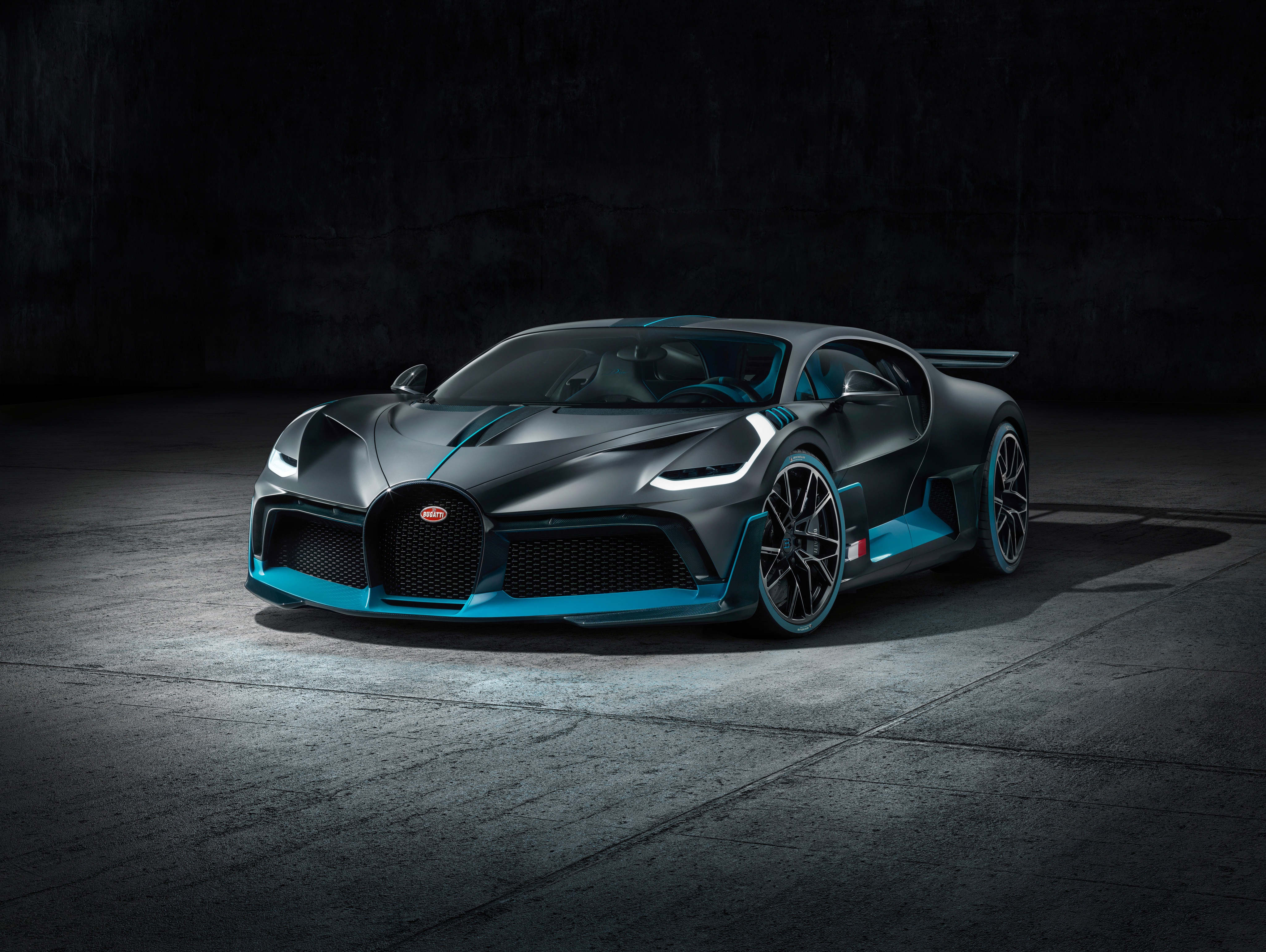 Download mobile wallpaper Bugatti, Vehicles, Bugatti Divo for free.