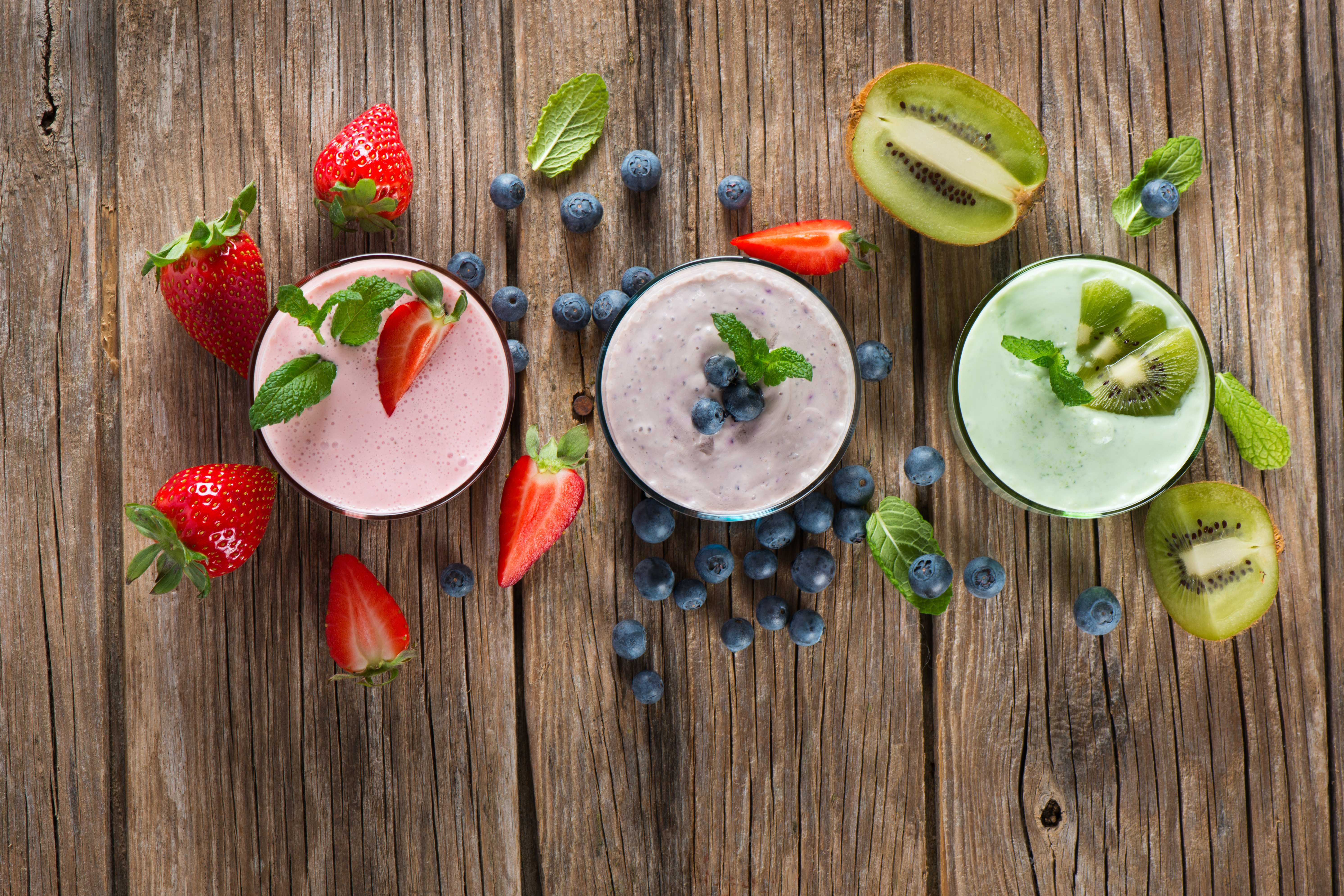 Download mobile wallpaper Food, Strawberry, Blueberry, Kiwi, Fruit, Drink, Smoothie for free.