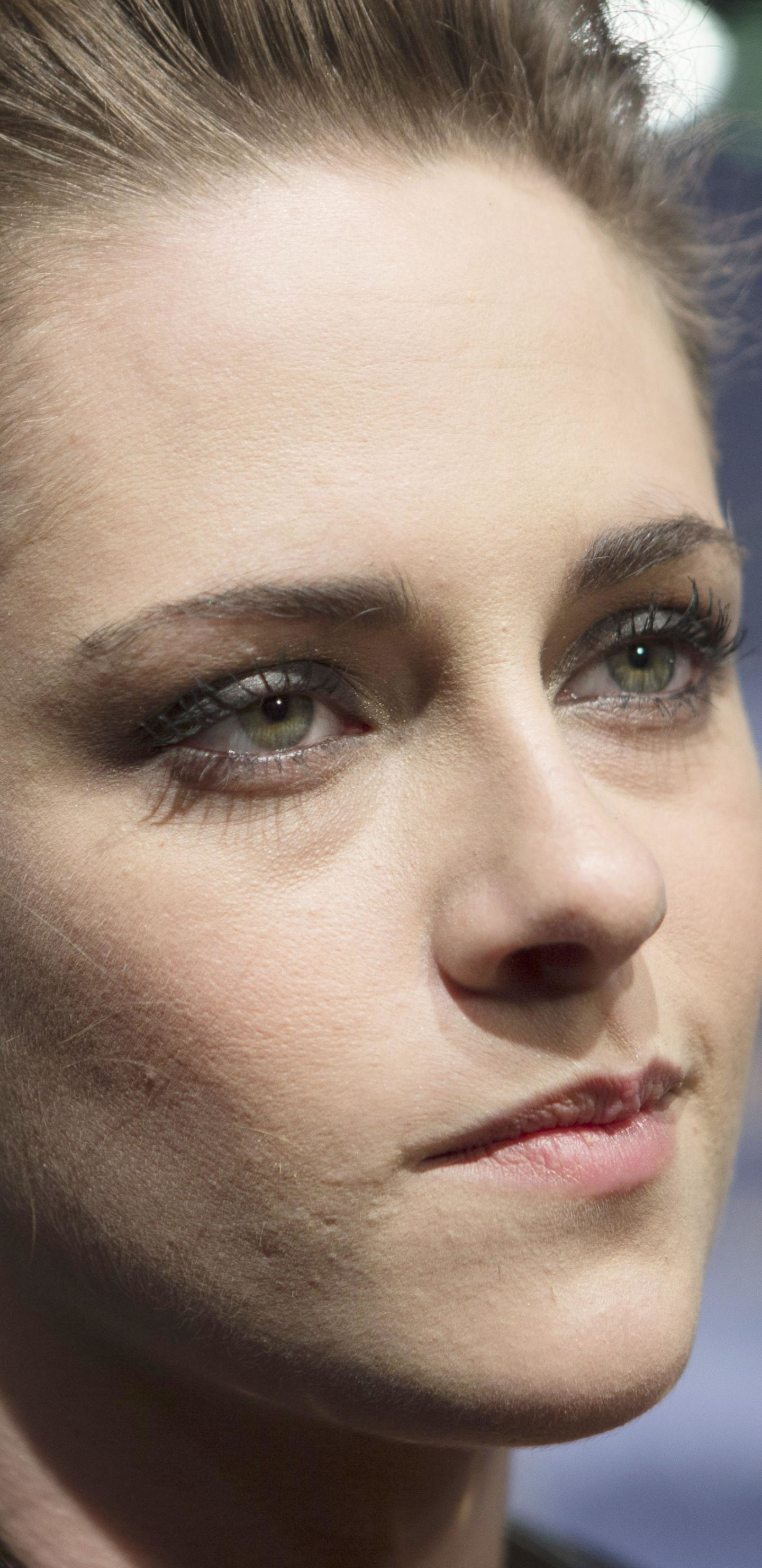 Descarga gratuita de fondo de pantalla para móvil de Kristen Stewart, Celebridades.