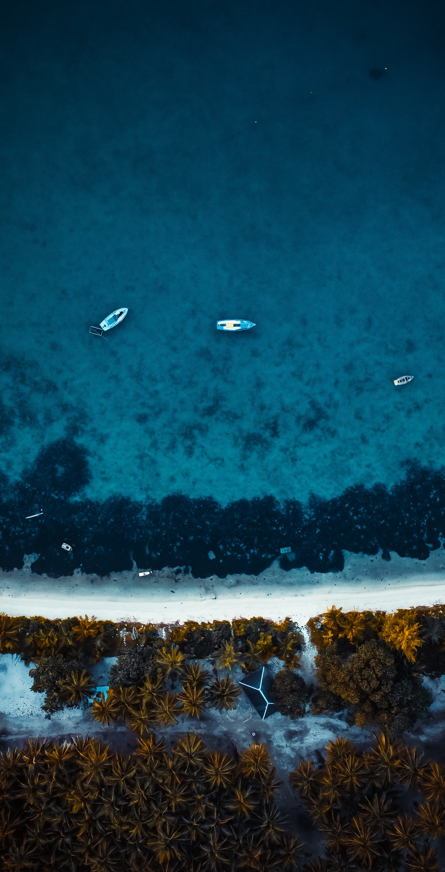 Free download wallpaper Water, View From Above, Nature, Sea, Boats, Beach on your PC desktop