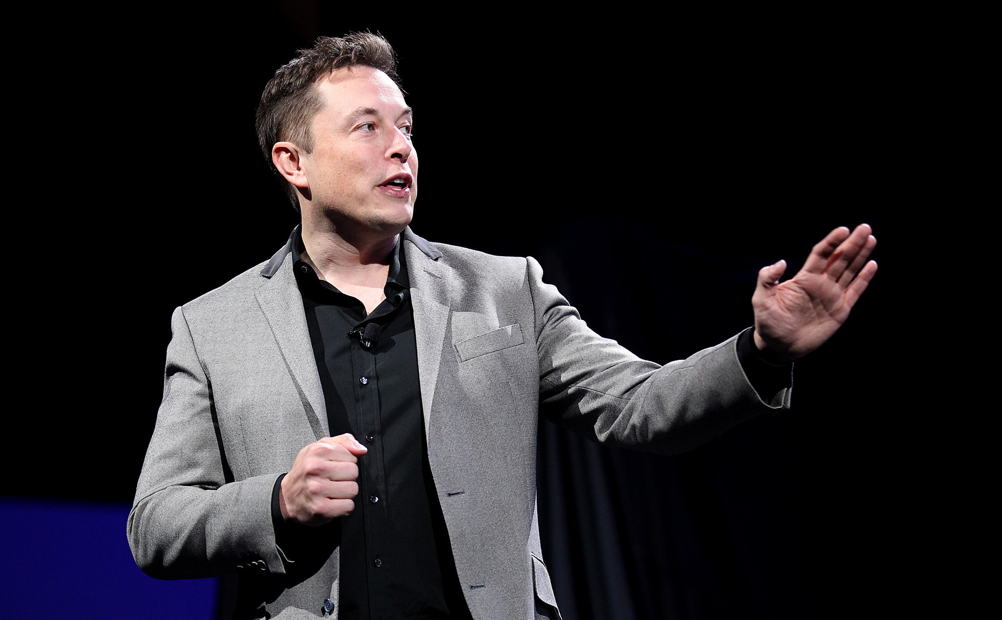 Laden Sie Elon Musk HD-Desktop-Hintergründe herunter