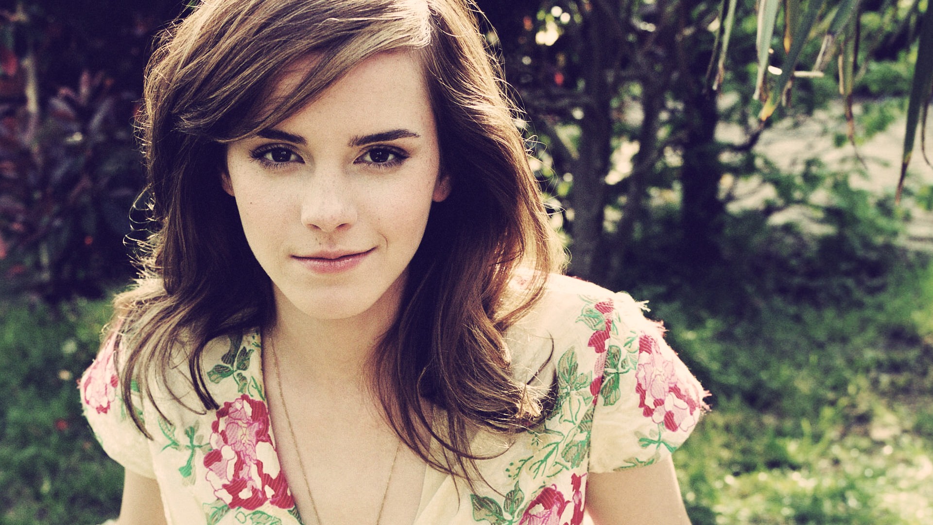 Download mobile wallpaper Emma Watson, Celebrity for free.