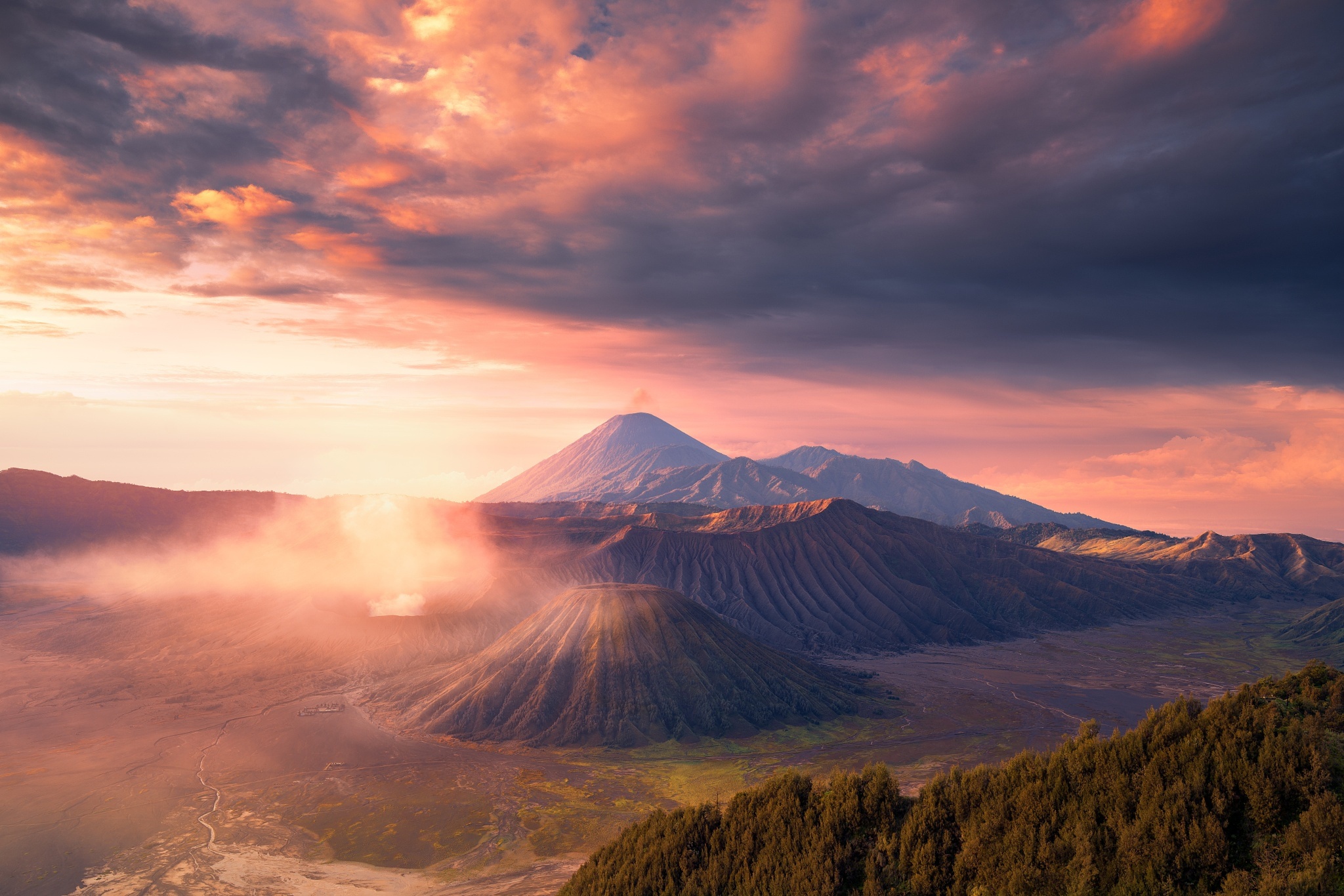 Laden Sie das Landschaft, Natur, Gebirge, Panorama, Tal, Wolke, Vulkan, Erde/natur-Bild kostenlos auf Ihren PC-Desktop herunter