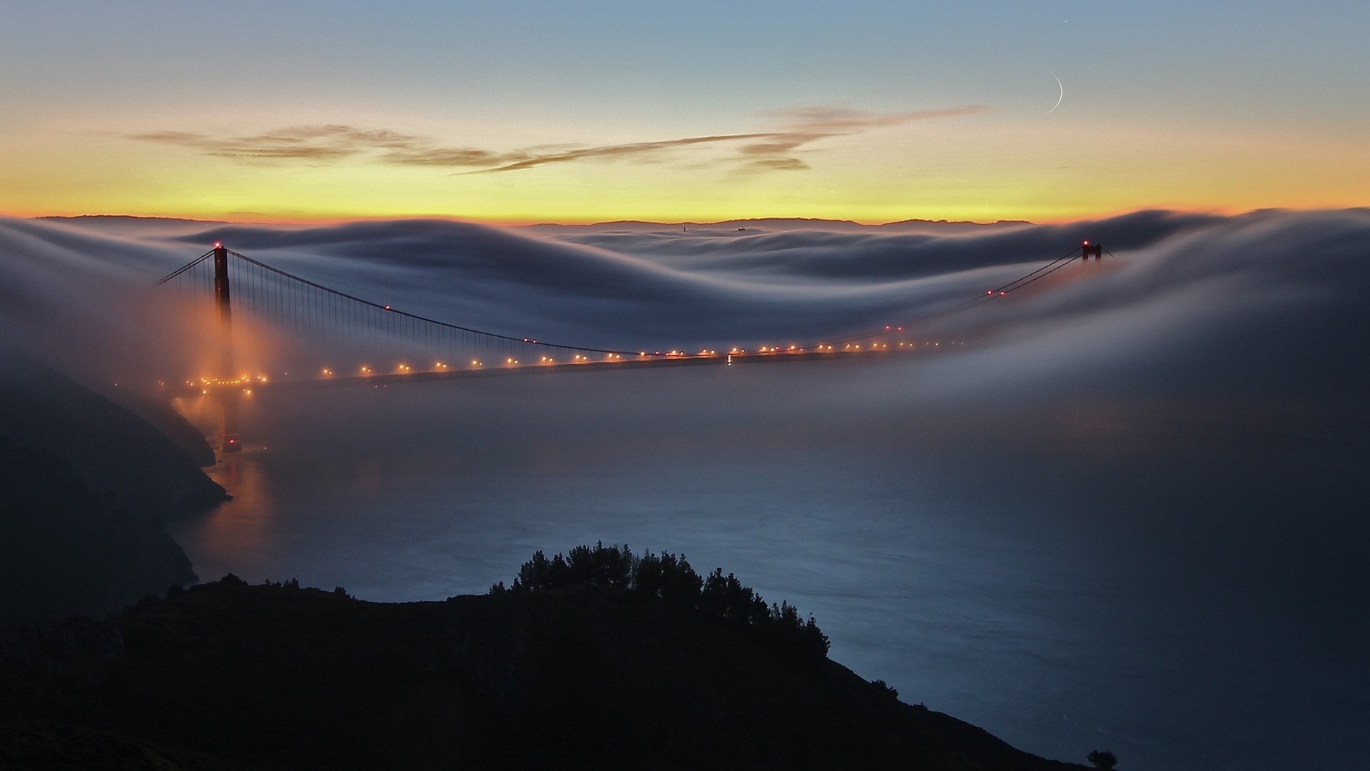 Download mobile wallpaper Golden Gate, Bridge, Bridges, Man Made, Fog for free.