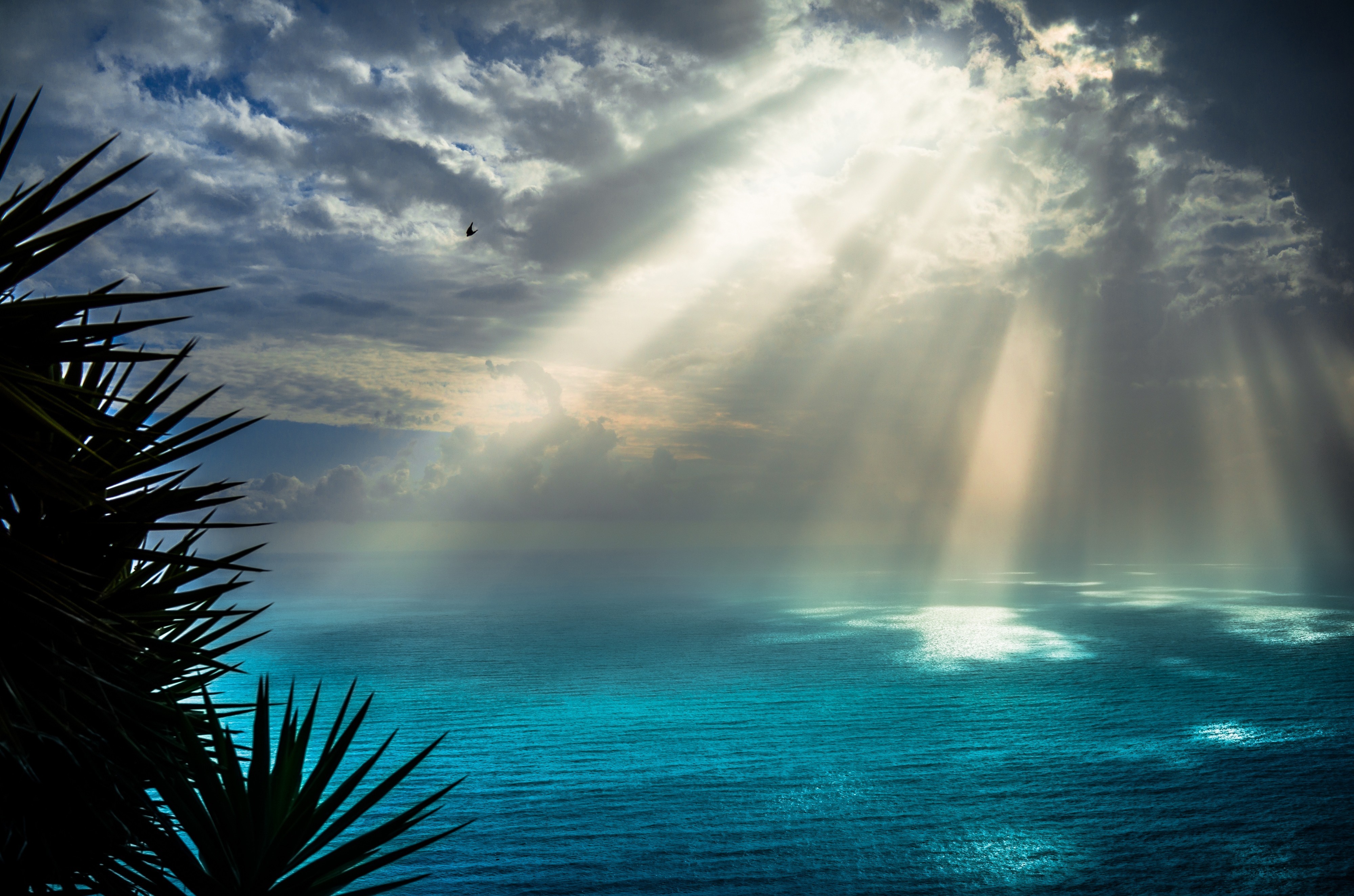Free download wallpaper Sea, Earth, Cloud, Sunbeam on your PC desktop