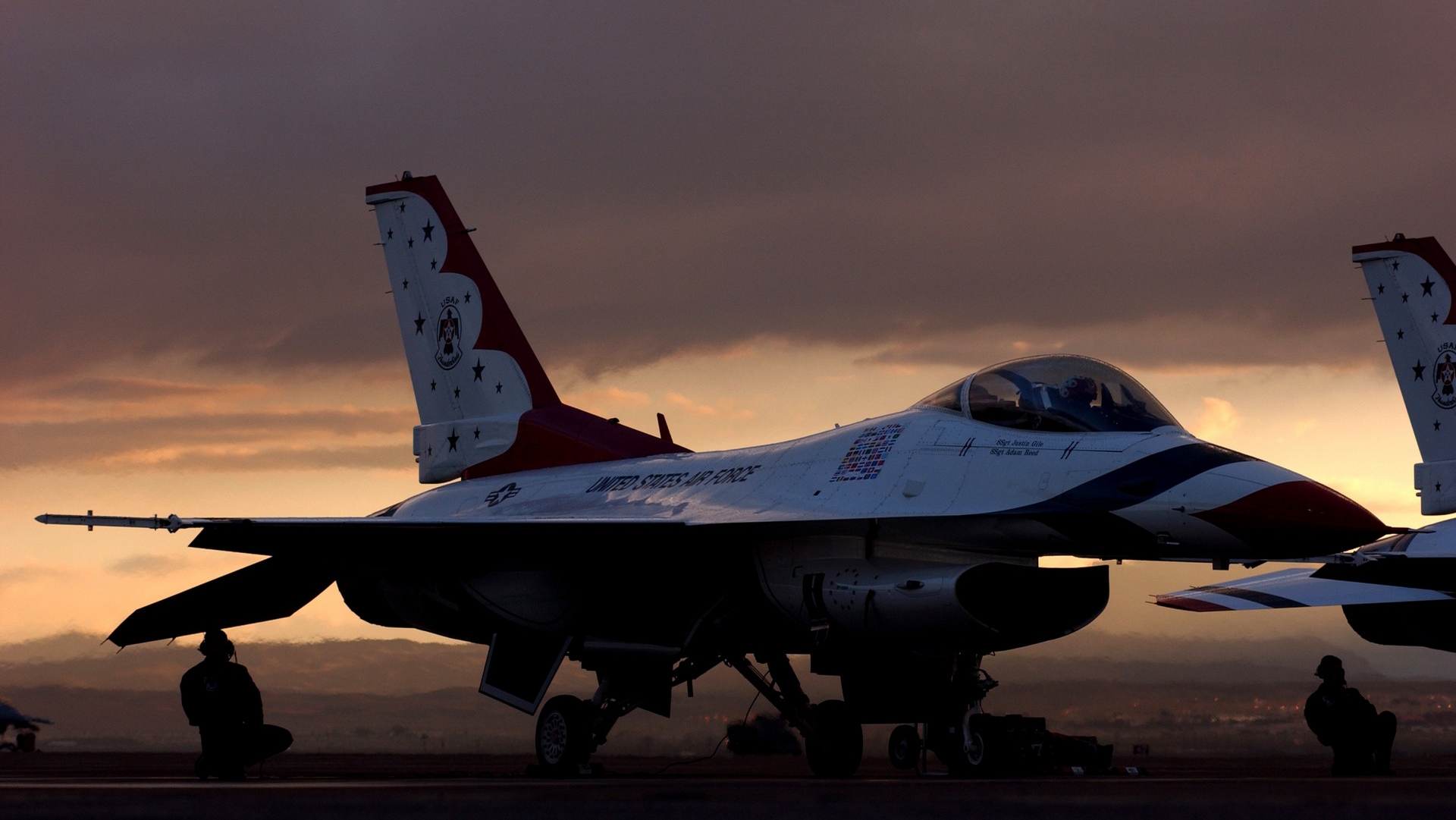 Скачати мобільні шпалери Thunderbirds Впс Сша, General Dynamics F 16 Fighting Falcon, Військовий, Реактивні Винищувачі, Літак безкоштовно.
