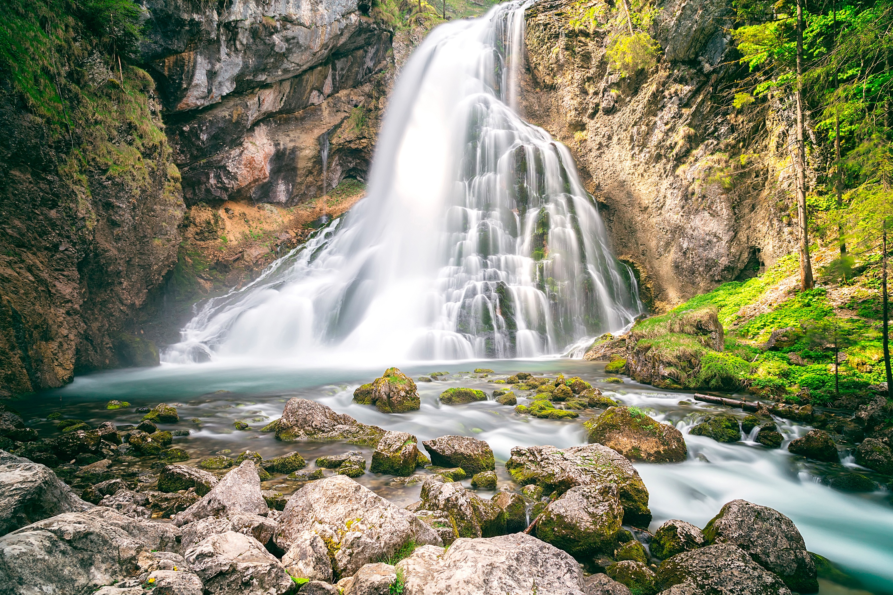 Handy-Wallpaper Natur, Wasserfälle, Wasserfall, Schaum, Erde/natur kostenlos herunterladen.
