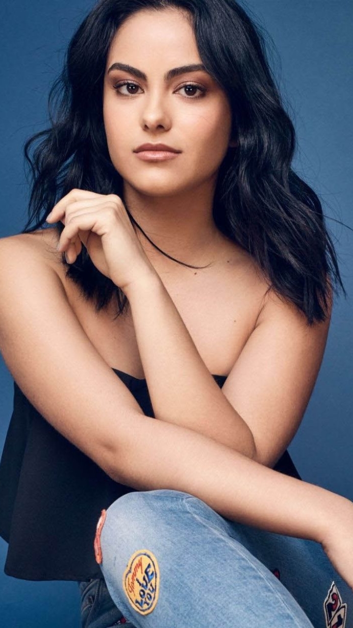Download mobile wallpaper Celebrity, Brown Eyes, Black Hair, Actress, Camila Mendes for free.