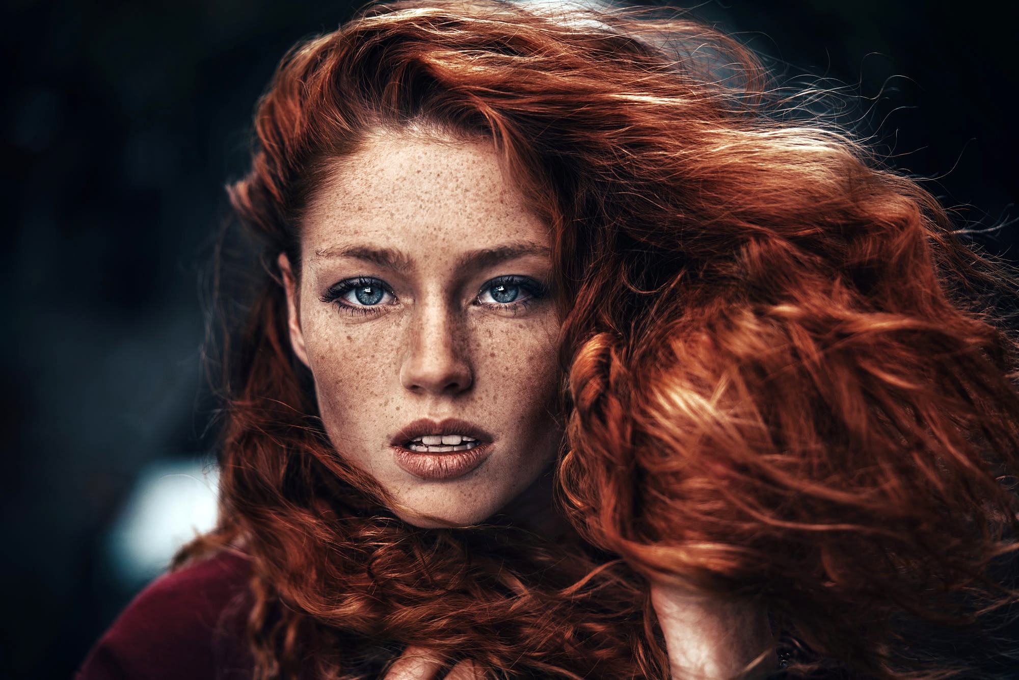 Free download wallpaper Redhead, Face, Model, Women, Blue Eyes, Freckles on your PC desktop