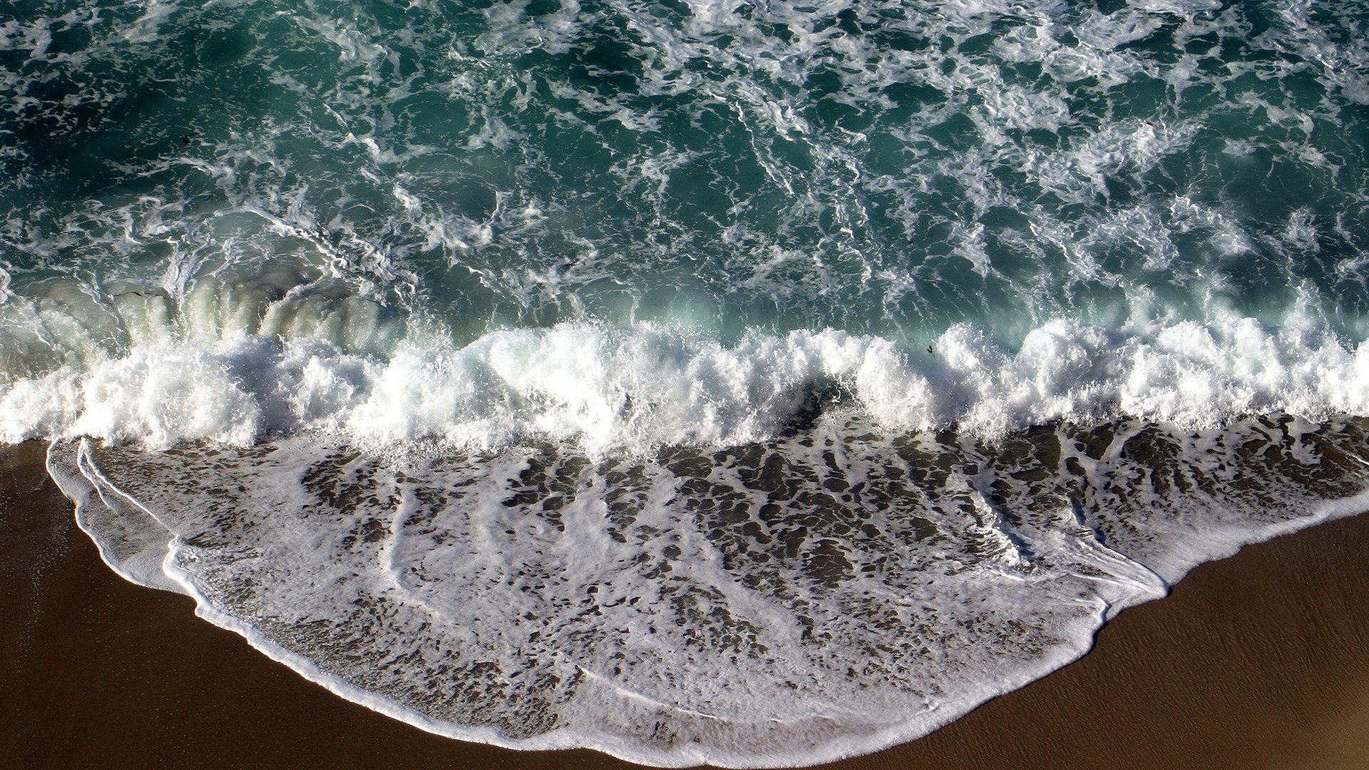 Скачать картинку Природа, Море, Пляж, Океан, Волна, Земля/природа в телефон бесплатно.