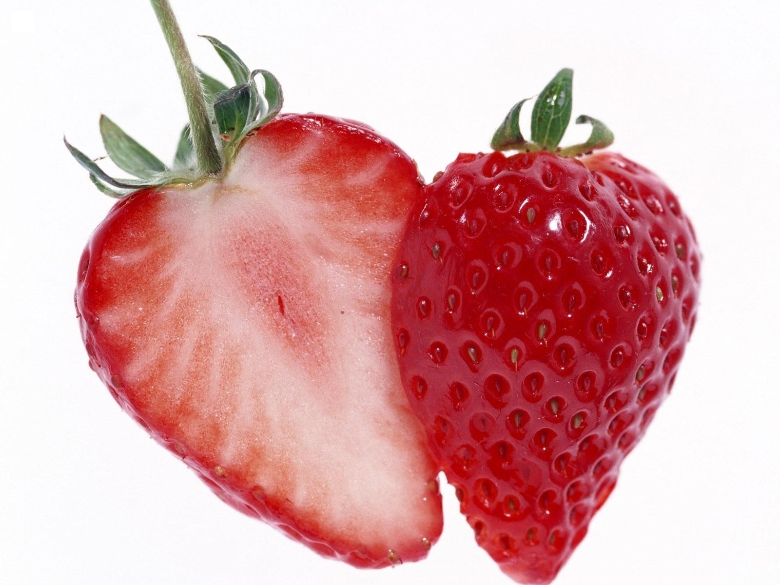 Free download wallpaper Food, Berries, Fruits, Strawberry on your PC desktop