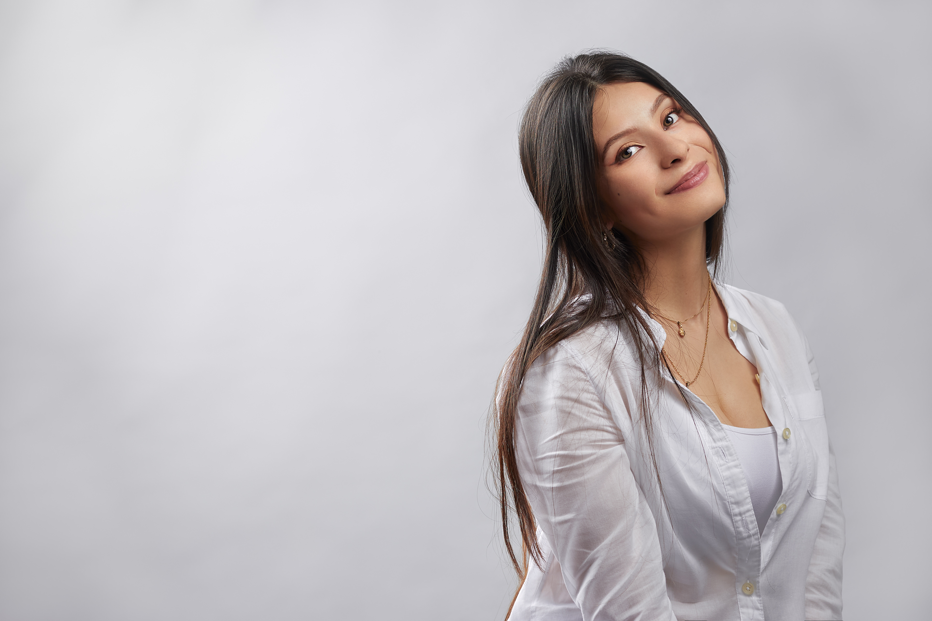 Laden Sie das Modell, Frauen, Schwarzes Haar, Lange Haare-Bild kostenlos auf Ihren PC-Desktop herunter