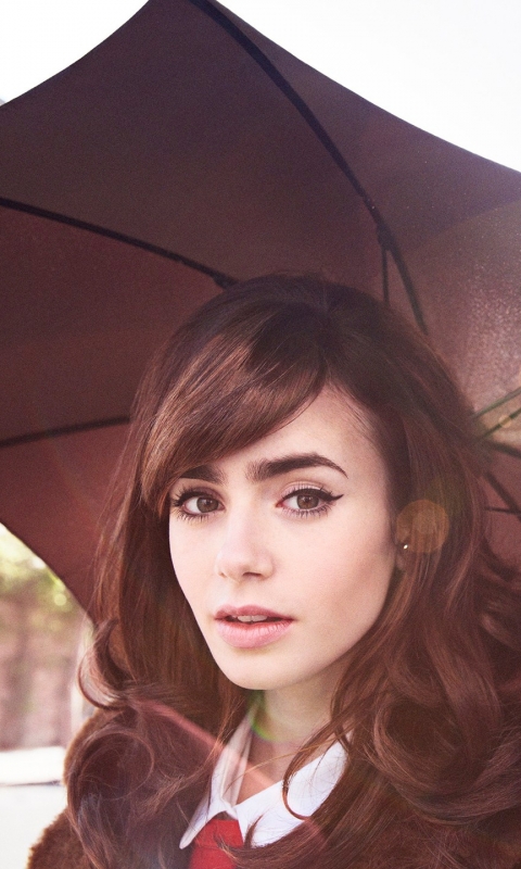 Téléchargez des papiers peints mobile Célébrités, Lily Collins gratuitement.