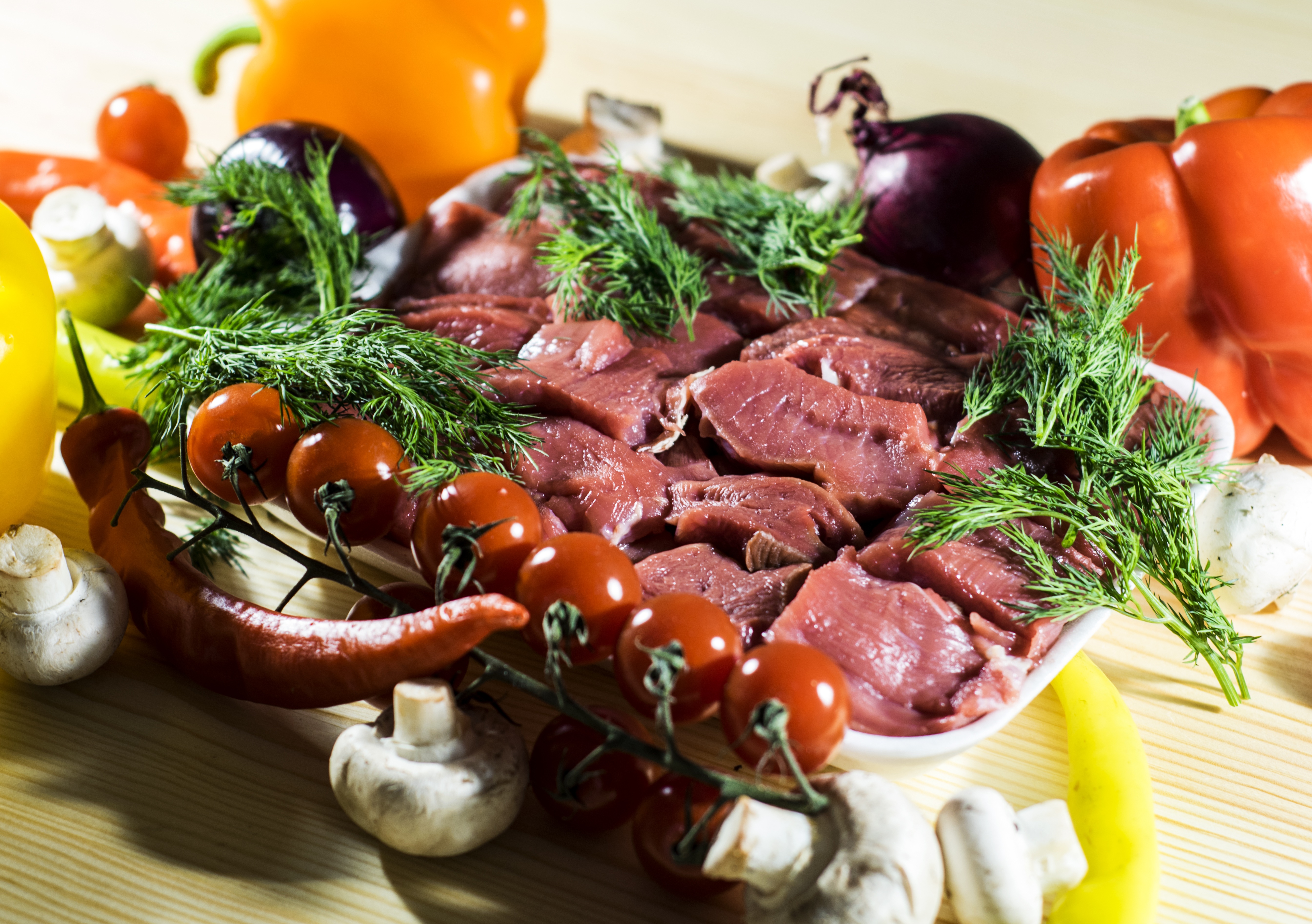 Téléchargez des papiers peints mobile Nourriture, Viande, Champignon, Tomate, Piment gratuitement.