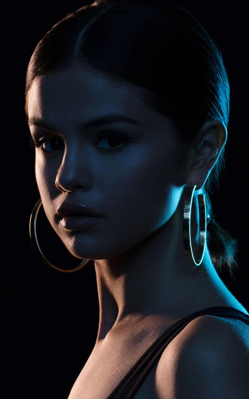 Download mobile wallpaper Music, Selena Gomez, Singer, Model, Earrings, American, Actress for free.