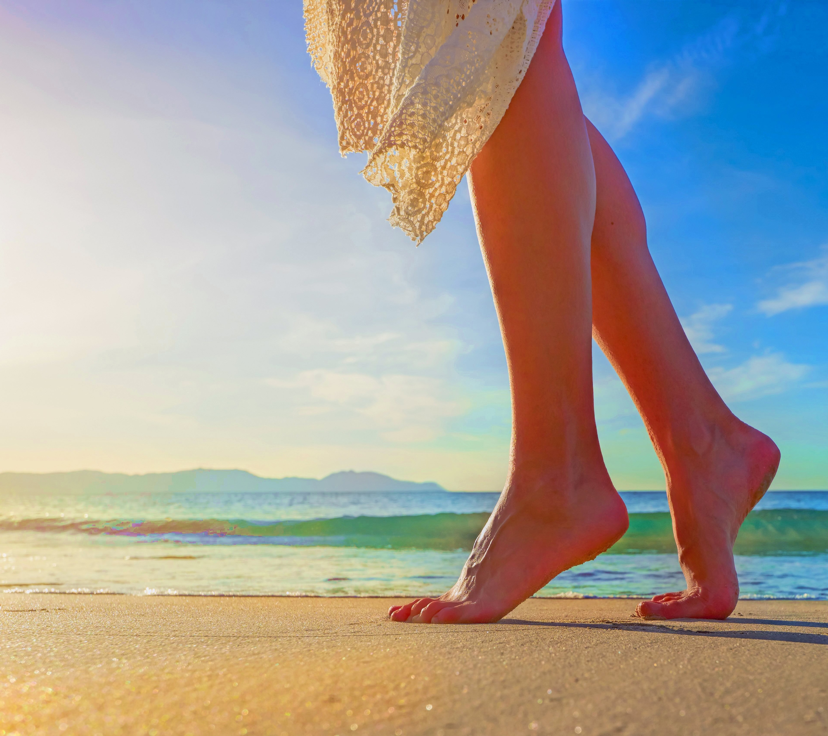 Download mobile wallpaper Beach, Horizon, Legs, Women, Feet for free.