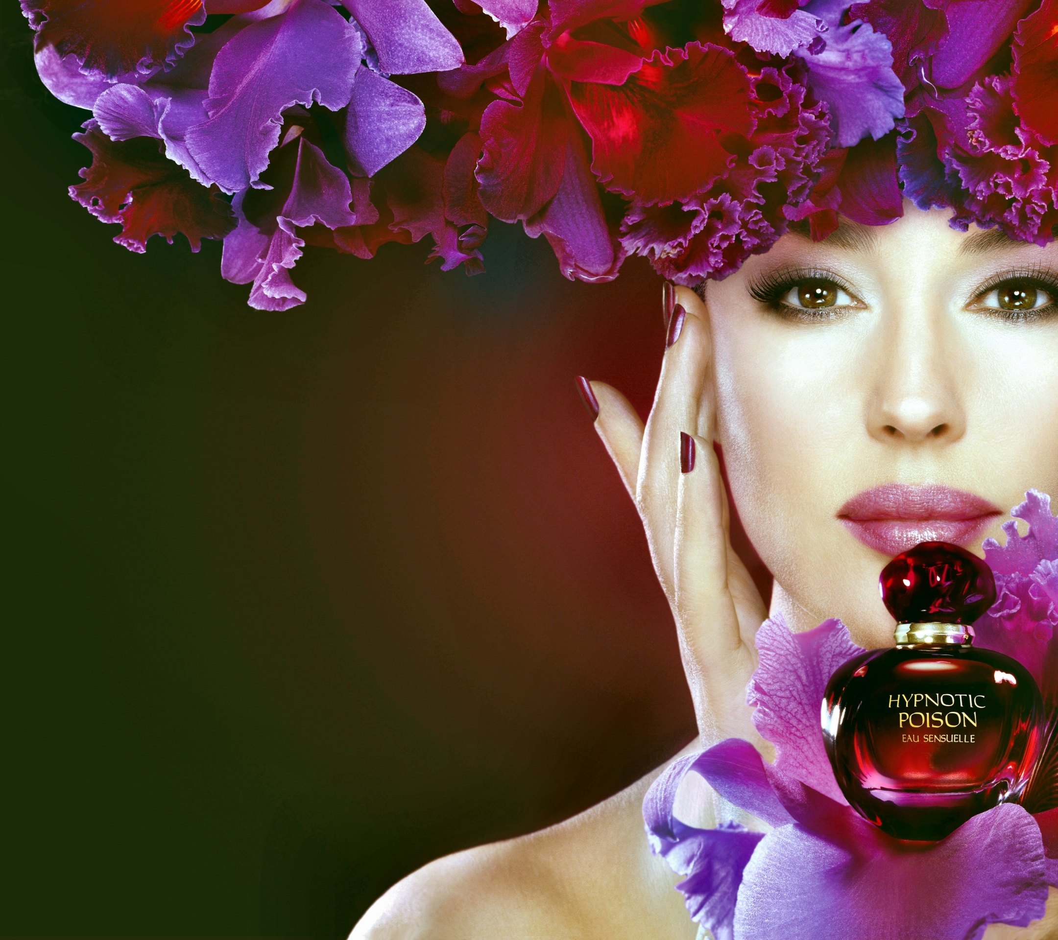 Laden Sie das Monica Bellucci, Gesicht, Parfüm, Berühmtheiten-Bild kostenlos auf Ihren PC-Desktop herunter
