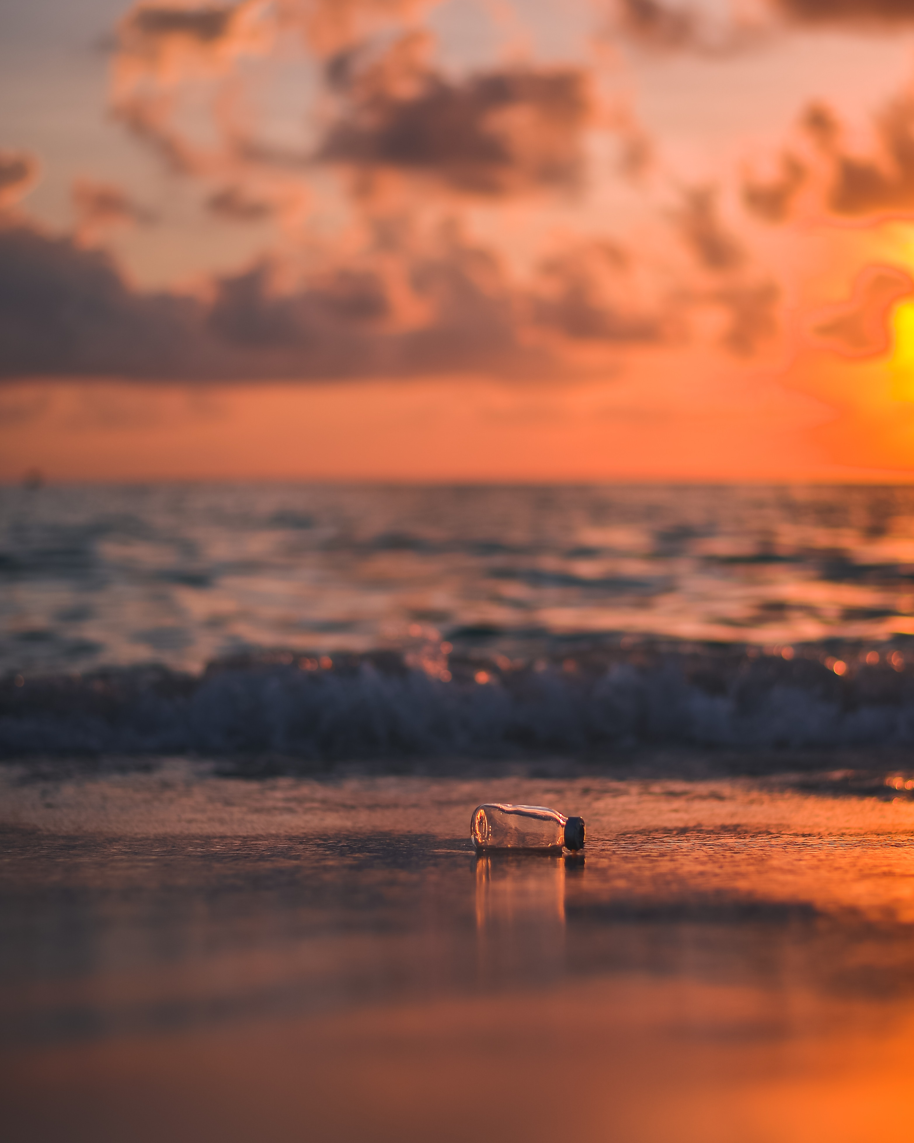 glass, blur, smooth, nature, sunset, sea, shore, bank, bottle HD wallpaper