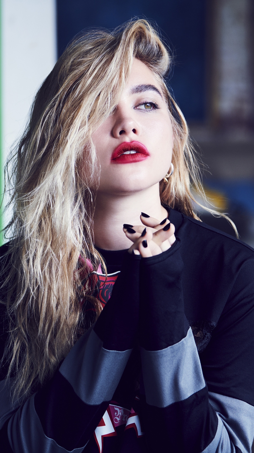 Download mobile wallpaper Blonde, English, Celebrity, Actress, Lipstick, Florence Pugh for free.