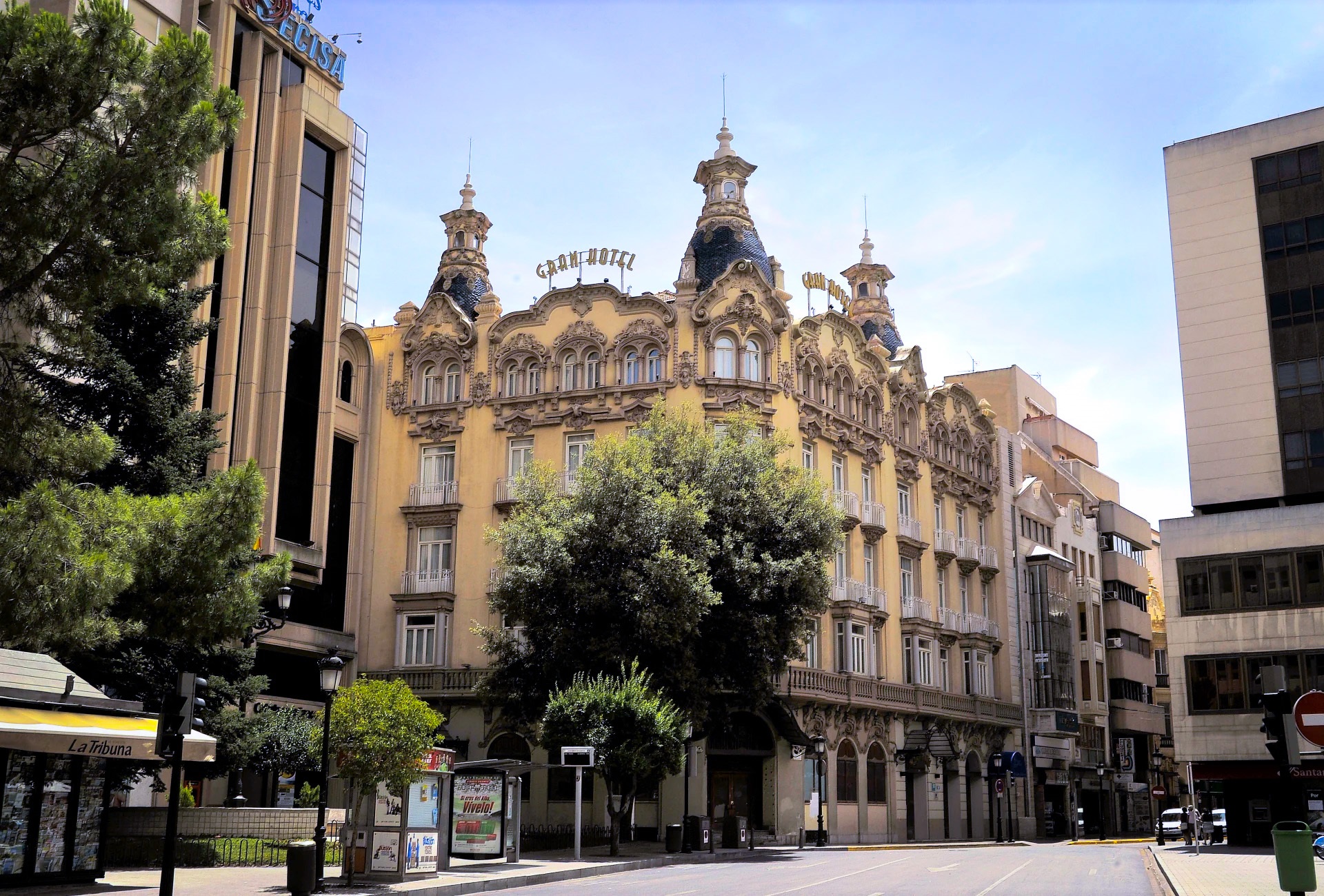 Laden Sie das Gebäude, Spanien, Kastilien La Mancha, Menschengemacht, Albacete-Bild kostenlos auf Ihren PC-Desktop herunter