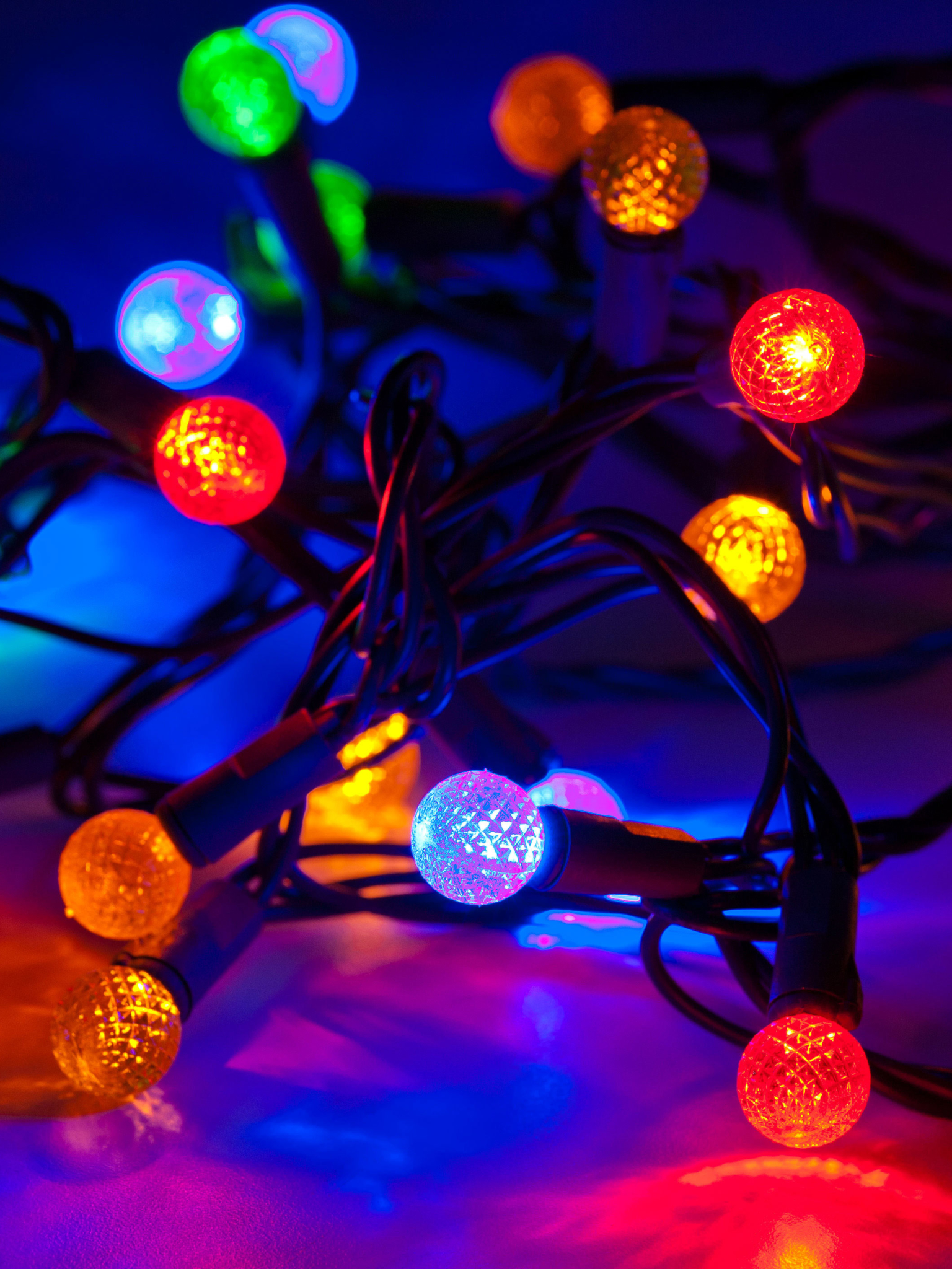 Download mobile wallpaper Light, Christmas, Holiday, Colorful, Christmas Lights for free.