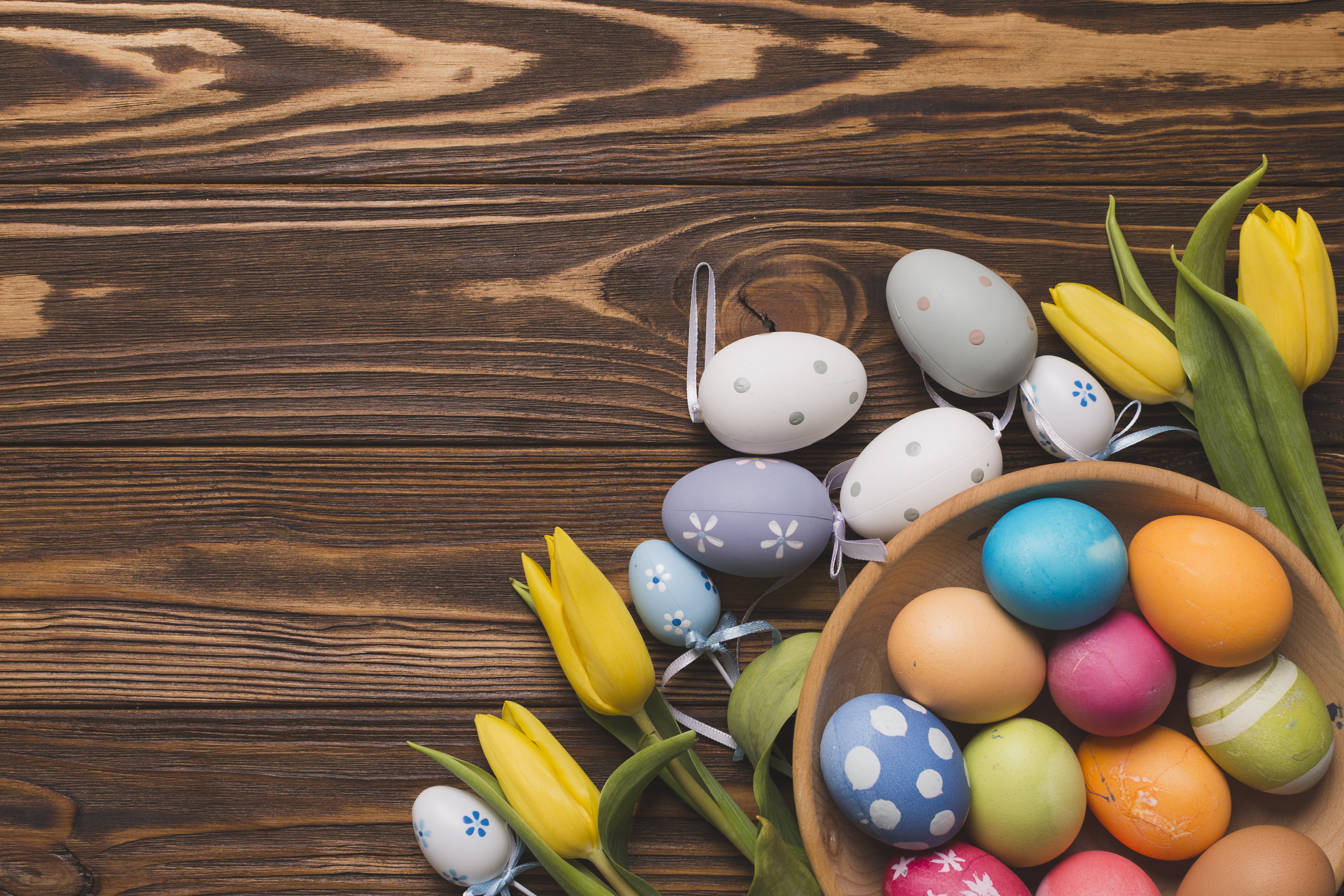 Free download wallpaper Easter, Still Life, Flower, Holiday, Tulip, Easter Egg on your PC desktop