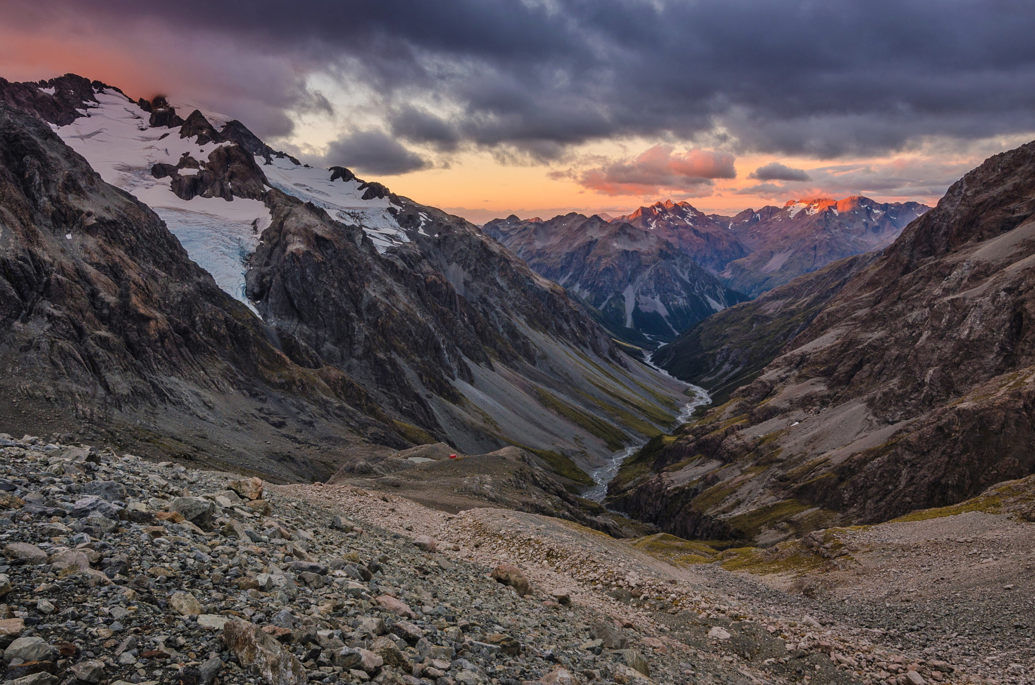 Descarga gratis la imagen Paisaje, Naturaleza, Montaña, Valle, Tierra/naturaleza en el escritorio de tu PC