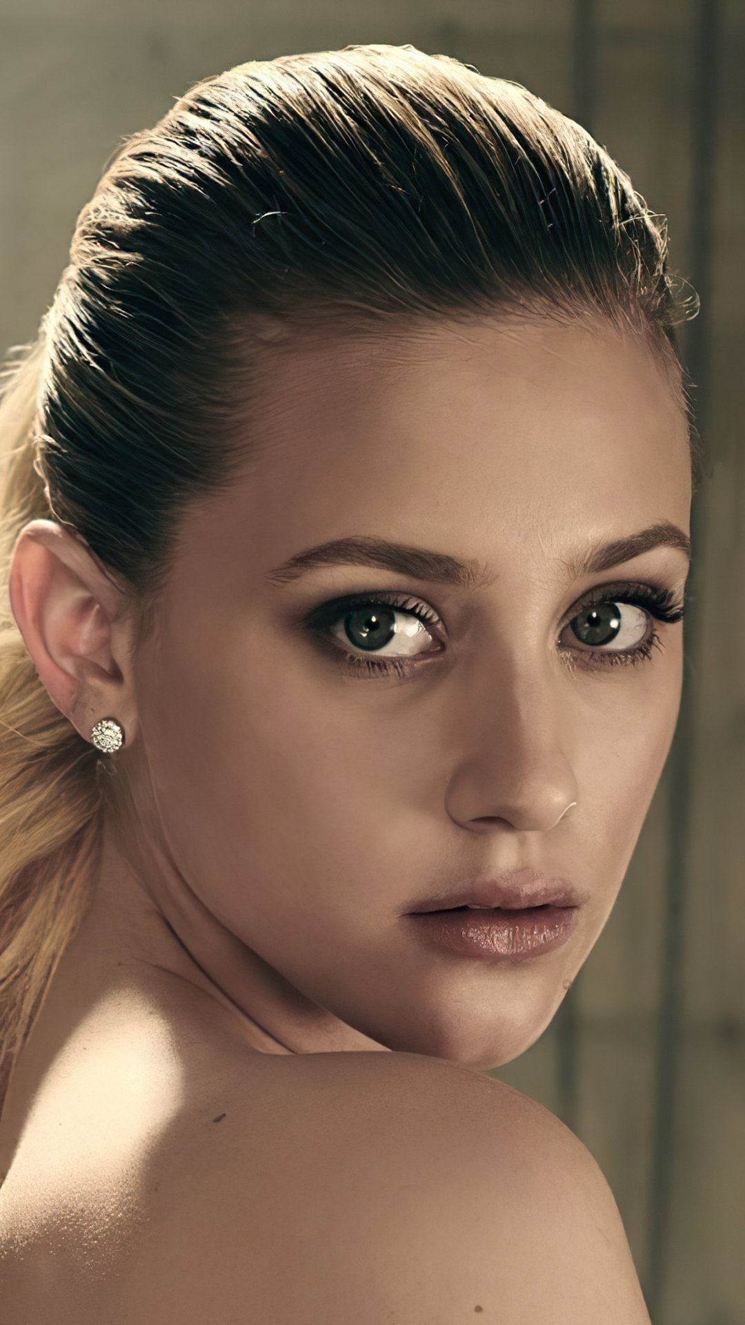 Download mobile wallpaper American, Celebrity, Actress, Lili Reinhart for free.