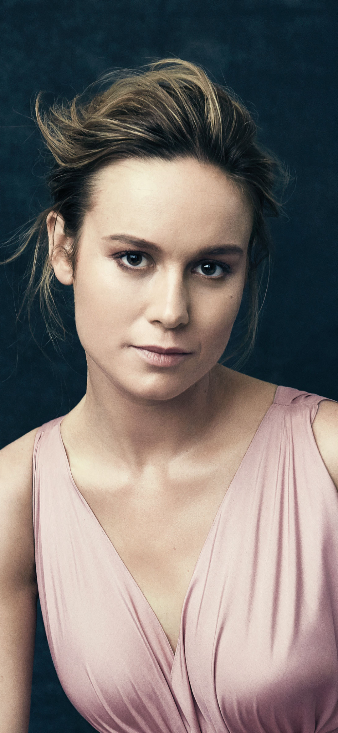 Download mobile wallpaper Celebrity, Brie Larson for free.