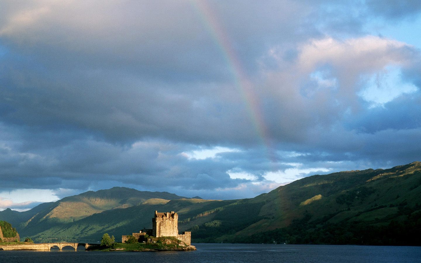 Laden Sie das Regenbogen, Erde/natur, Schloss-Bild kostenlos auf Ihren PC-Desktop herunter