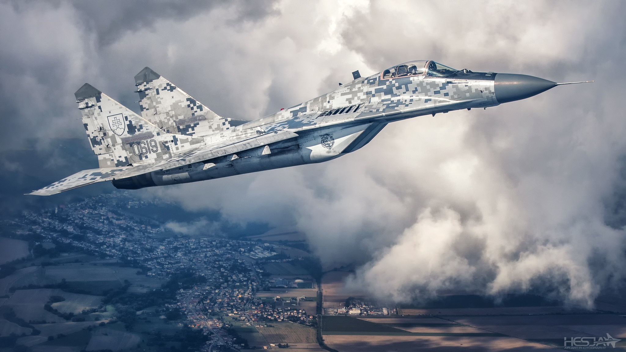 Free download wallpaper Cloud, Aircraft, Military, Jet Fighter, Warplane, Mikoyan Mig 29, Jet Fighters on your PC desktop