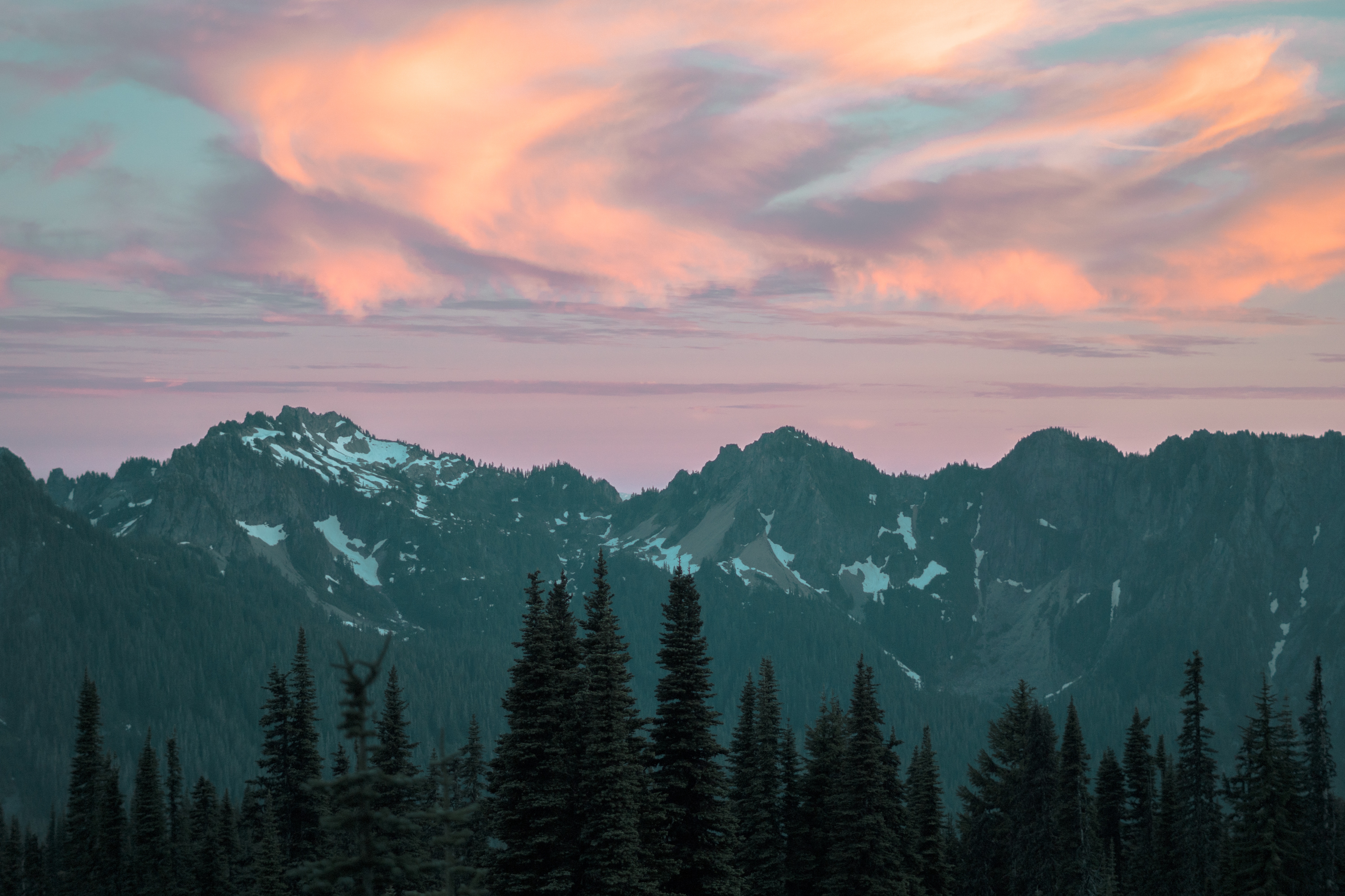 PCデスクトップに自然, 木, 山脈, 雲, 頂点, トップス, スカイ画像を無料でダウンロード