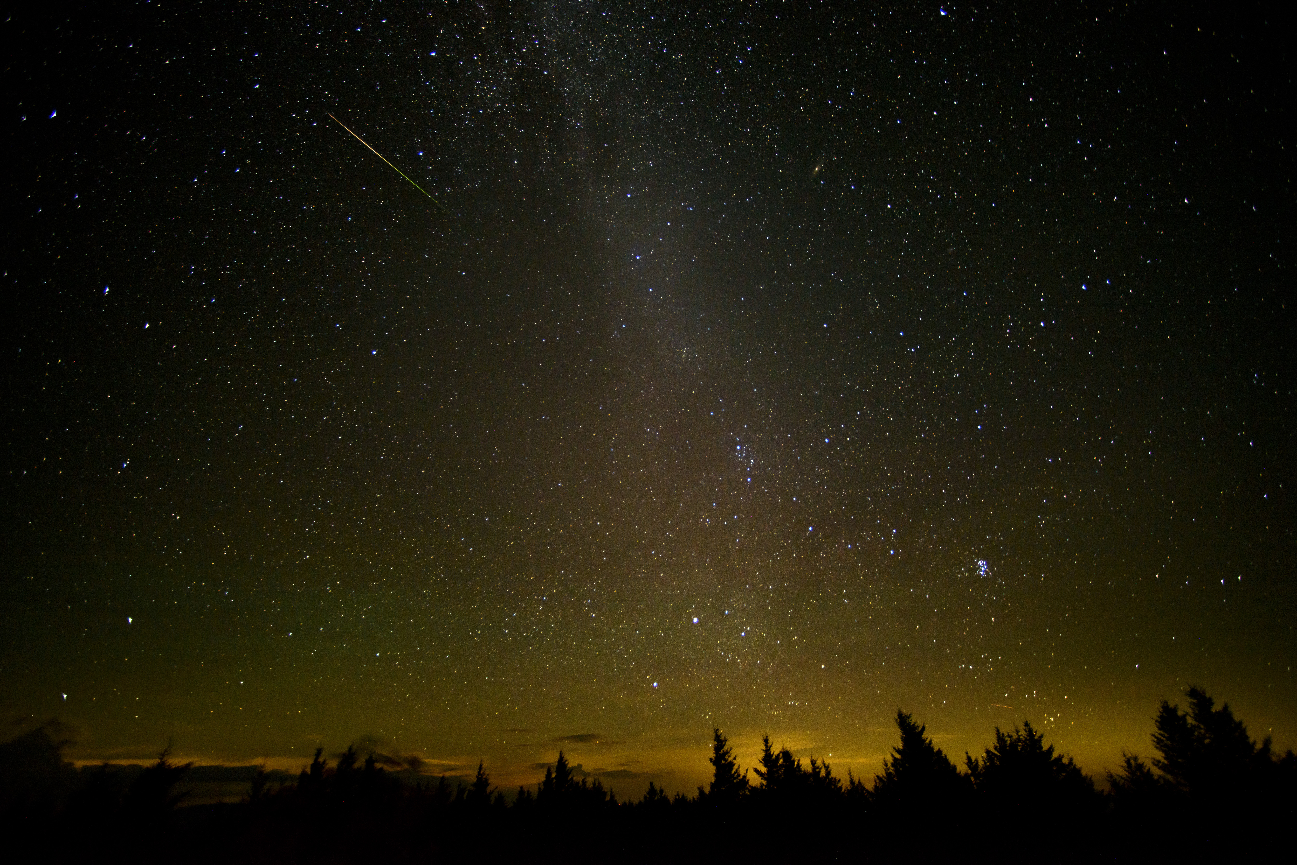 1043466 Bild herunterladen erde/natur, himmel, meteor, nacht, sterne - Hintergrundbilder und Bildschirmschoner kostenlos