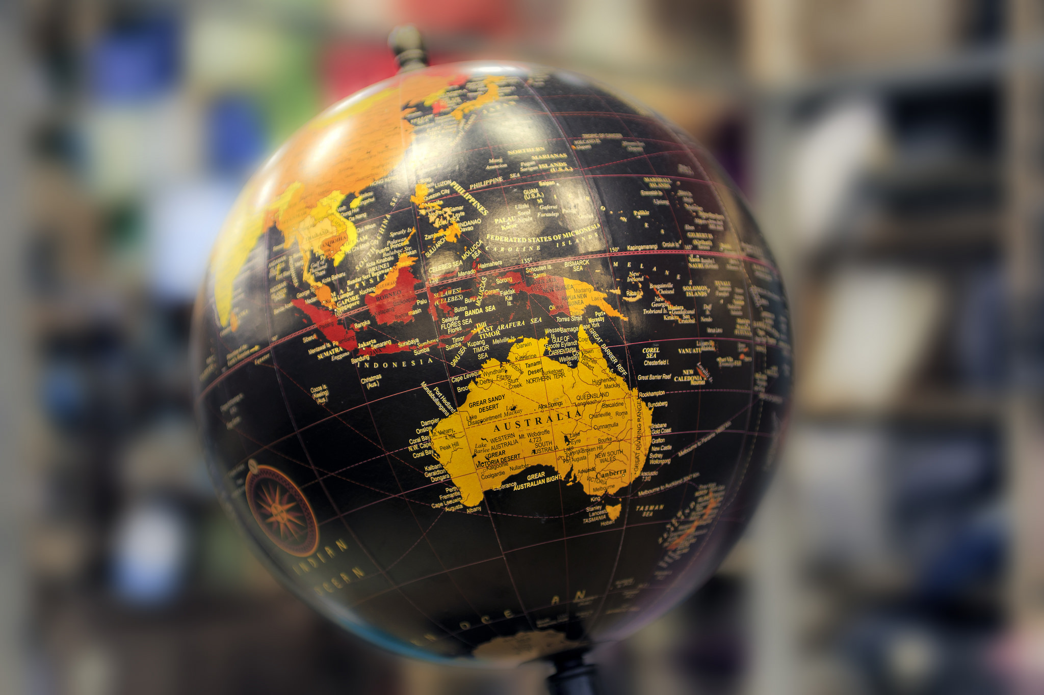 Скачать обои бесплатно Размытие, Карта, Австралия, Глобус, Сделано Человеком картинка на рабочий стол ПК