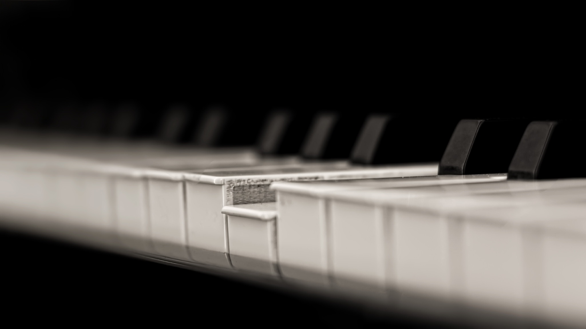 Download mobile wallpaper Music, Piano, Close Up, Black & White, Instrument for free.