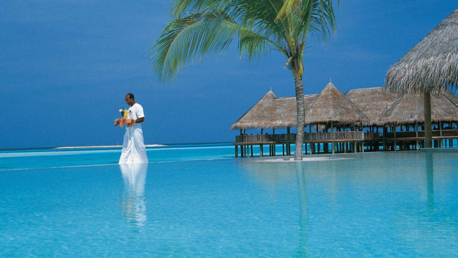 Скачати мобільні шпалери Океан, Свято, Фотографія, Мальдіви, Пляжний безкоштовно.