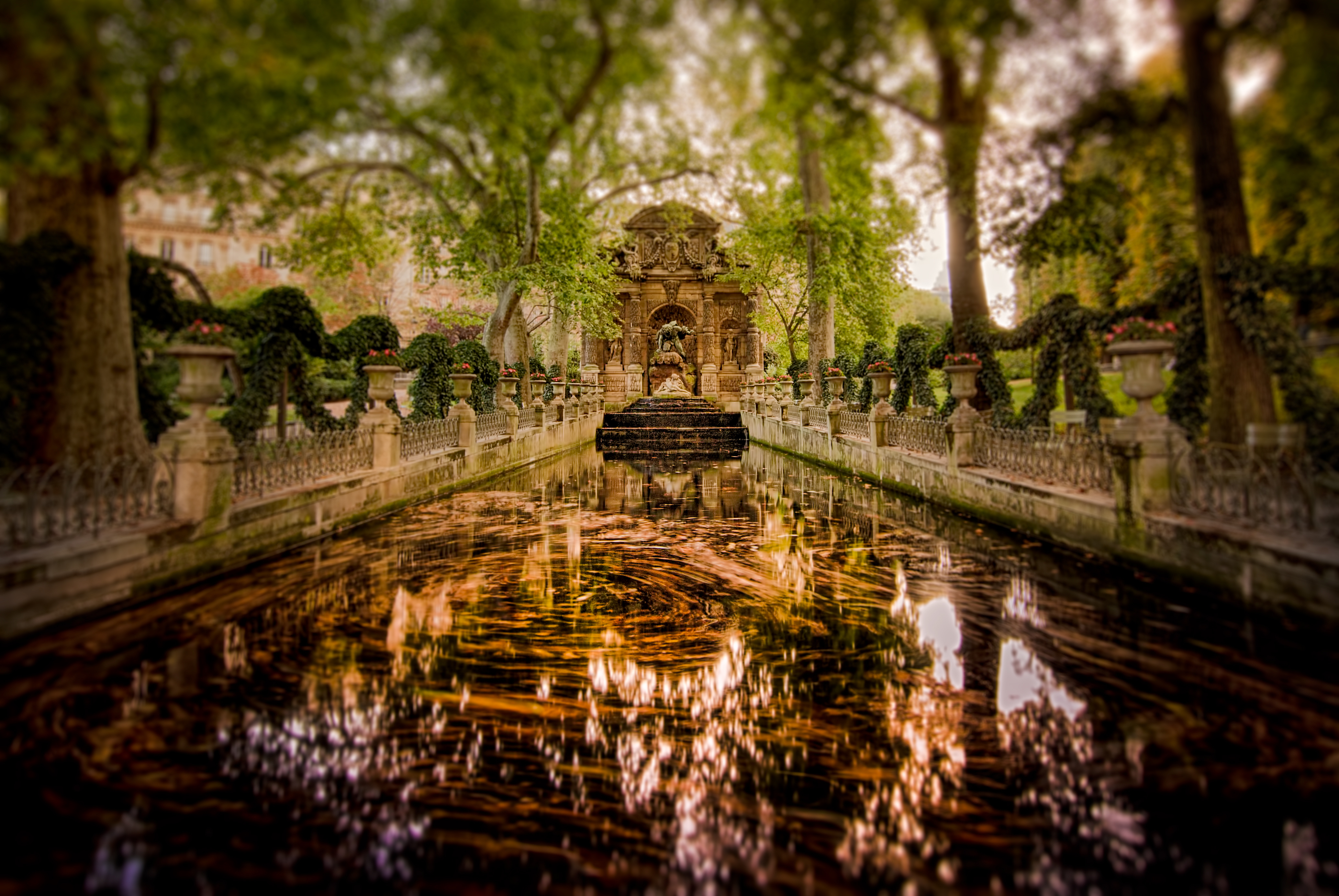 Free download wallpaper Water, Paris, Fountain, Park, Man Made, Medici Fountain on your PC desktop