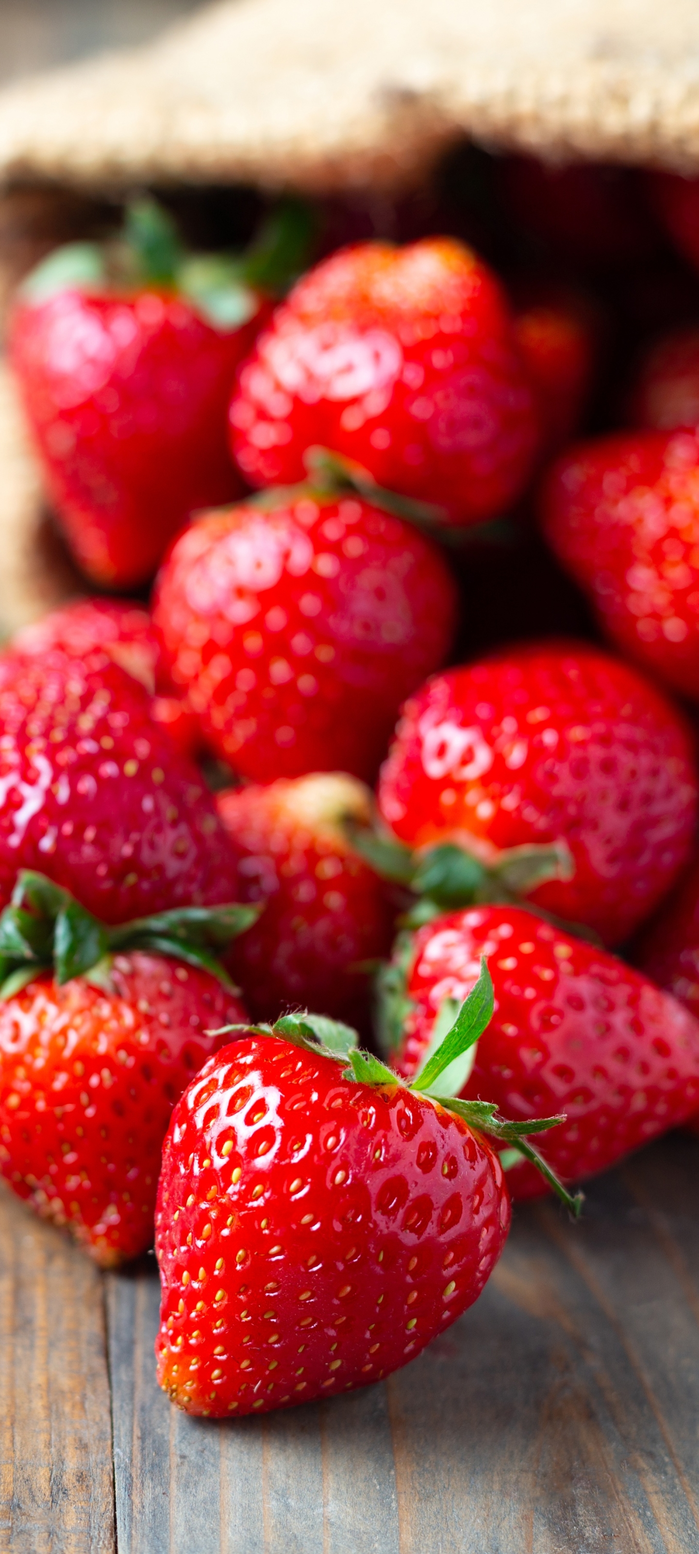 Laden Sie das Obst, Erdbeere, Beere, Frucht, Nahrungsmittel, Früchte-Bild kostenlos auf Ihren PC-Desktop herunter