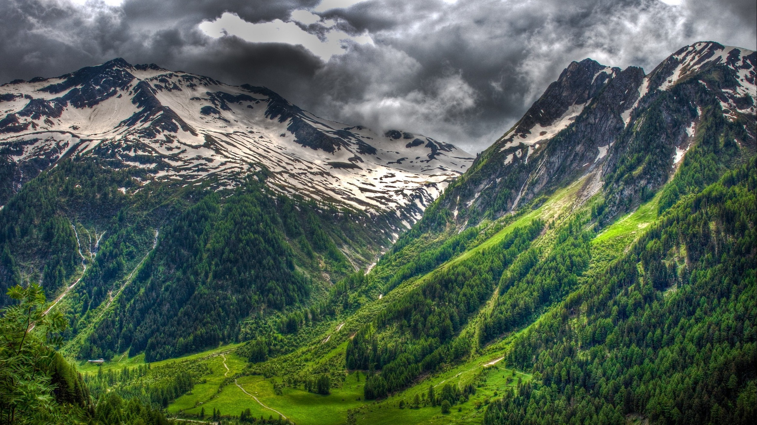 Descarga gratuita de fondo de pantalla para móvil de Paisaje, Montañas, Montaña, Bosque, Árbol, Suiza, Nube, Tierra/naturaleza.