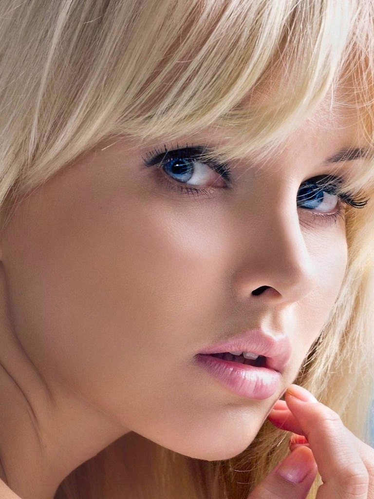 Handy-Wallpaper Blond, Gesicht, Modell, Frauen, Blaue Augen, Blondinen, Schönheiten, Kiera Hudson kostenlos herunterladen.
