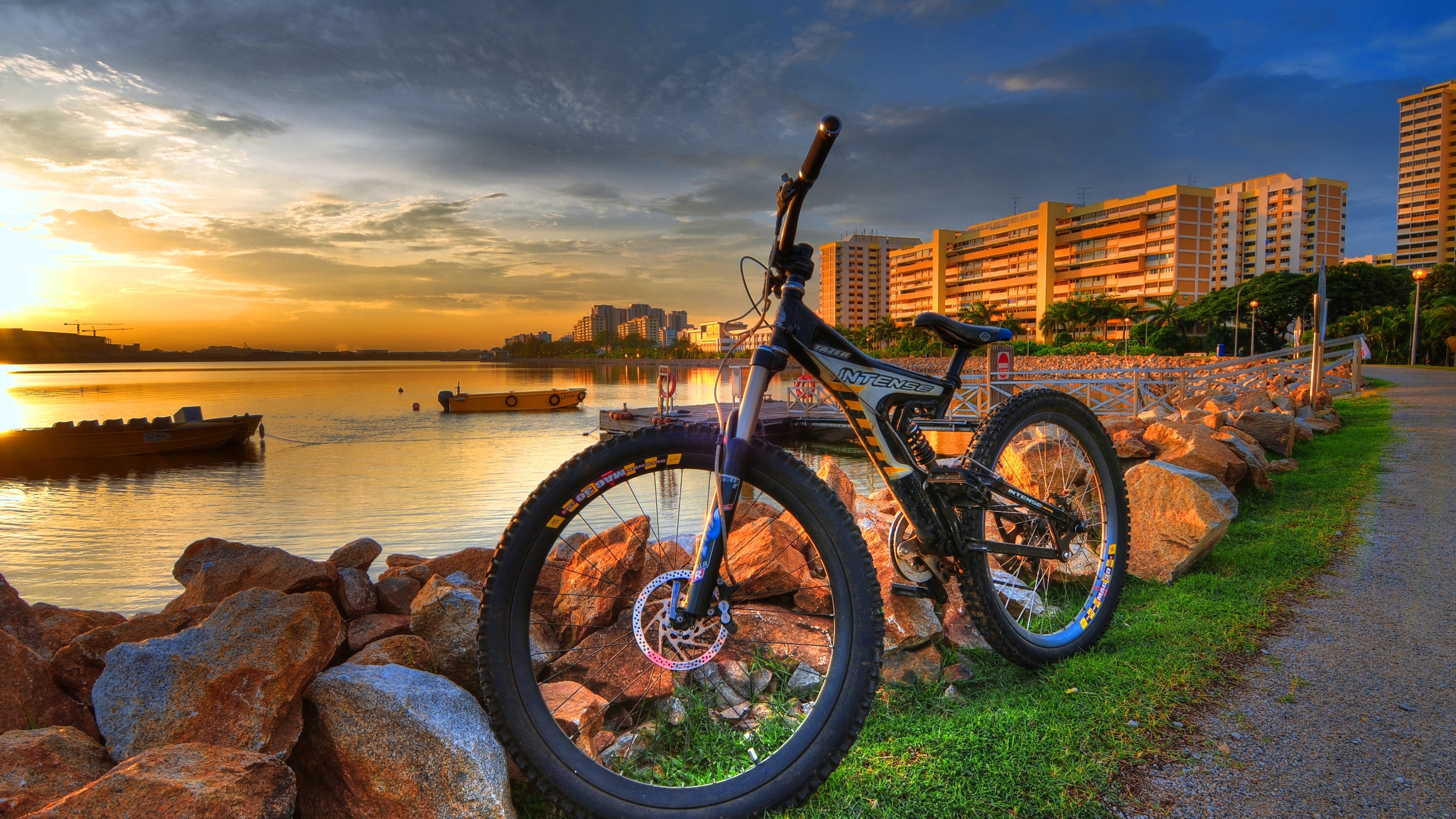 Free download wallpaper Bicycle, Vehicles on your PC desktop