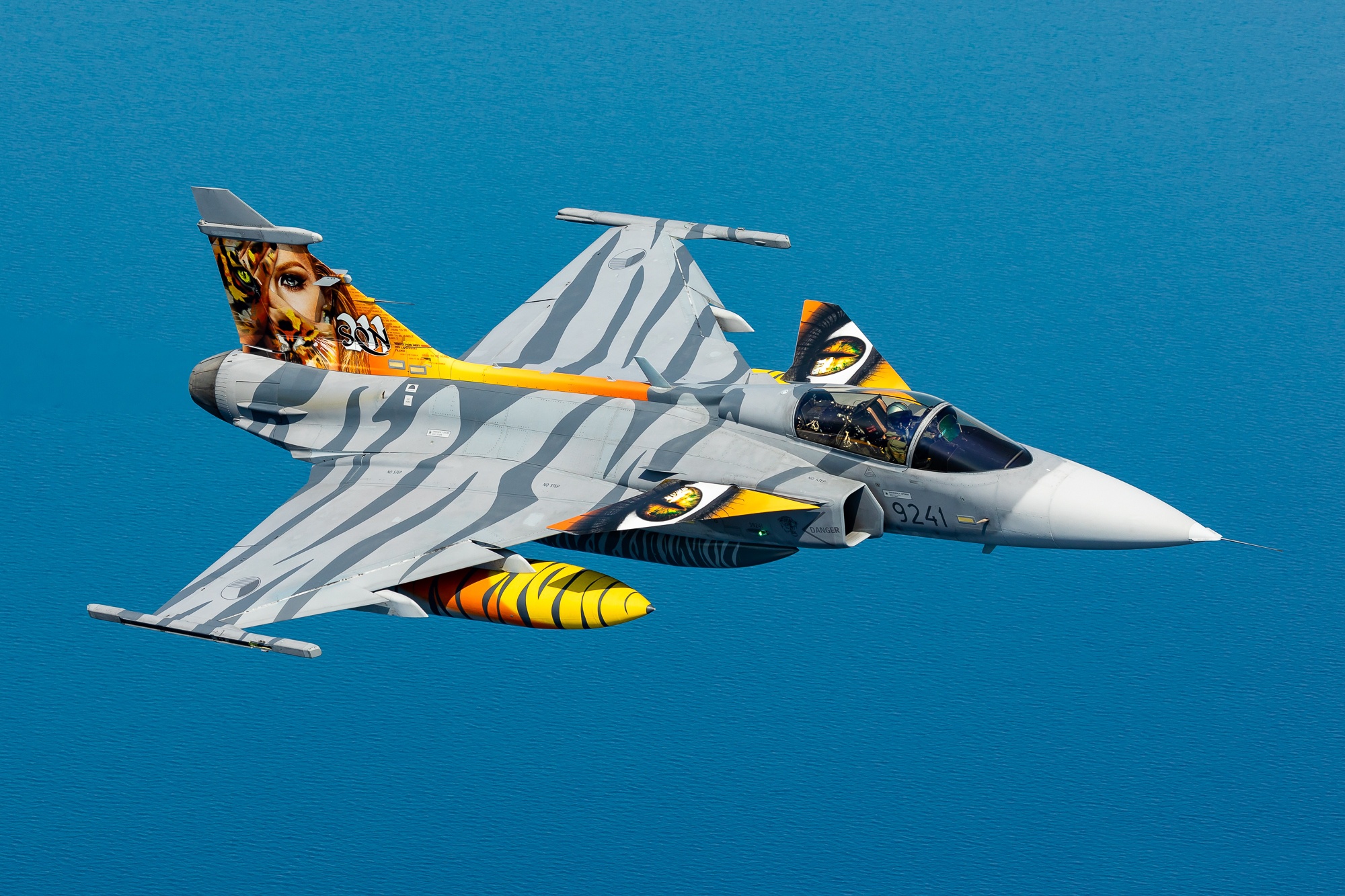 Free download wallpaper Aircraft, Military, Jet Fighter, Saab Jas 39 Gripen, Warplane, Jet Fighters on your PC desktop