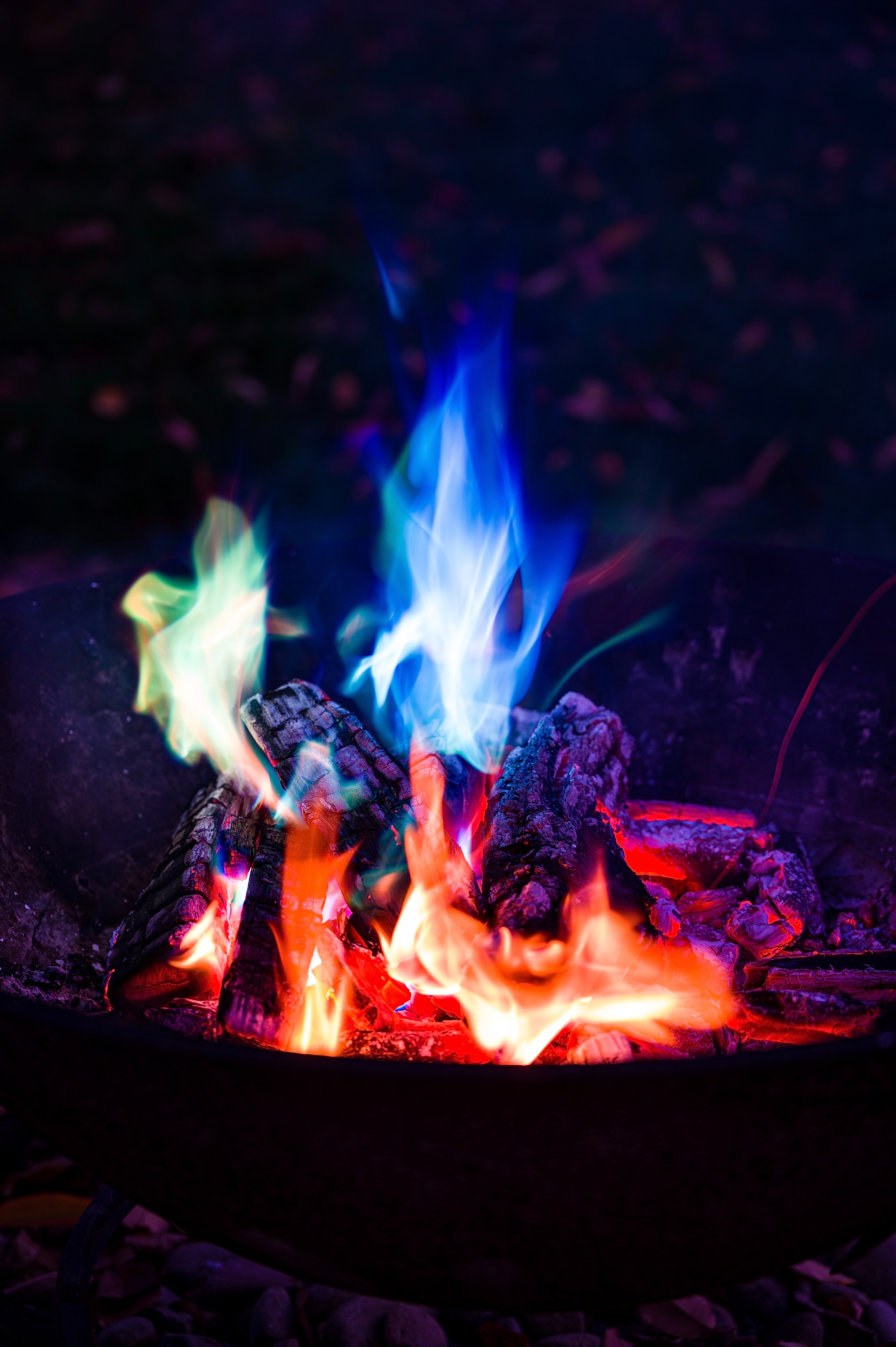 camping, dark, bonfire, campsite, fire, night, flame HD wallpaper